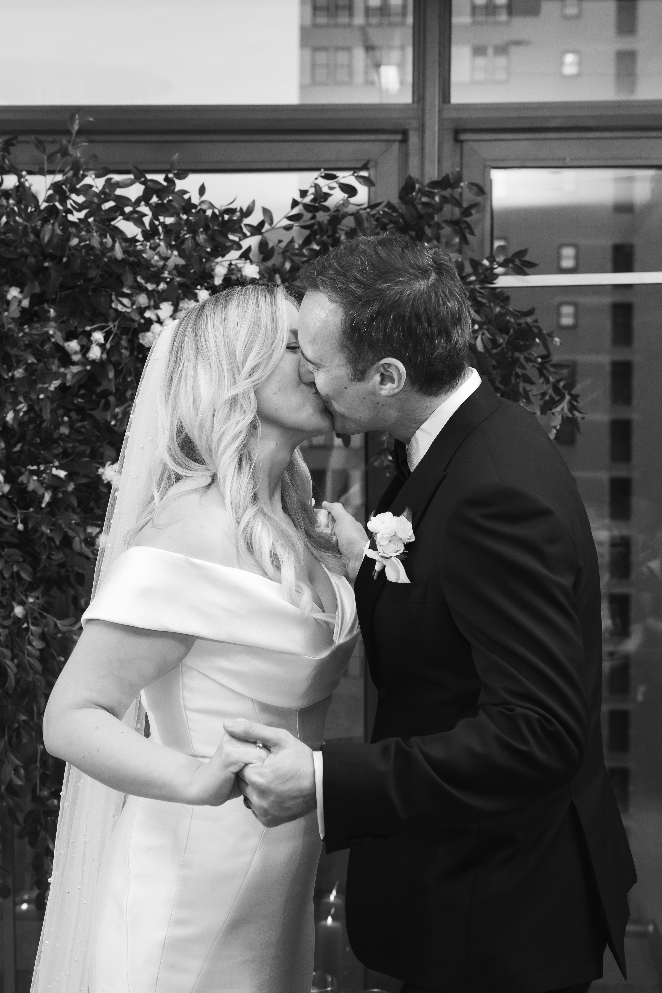 Arleta & Barry, The Skylark, NY. Wedding Photo & Video