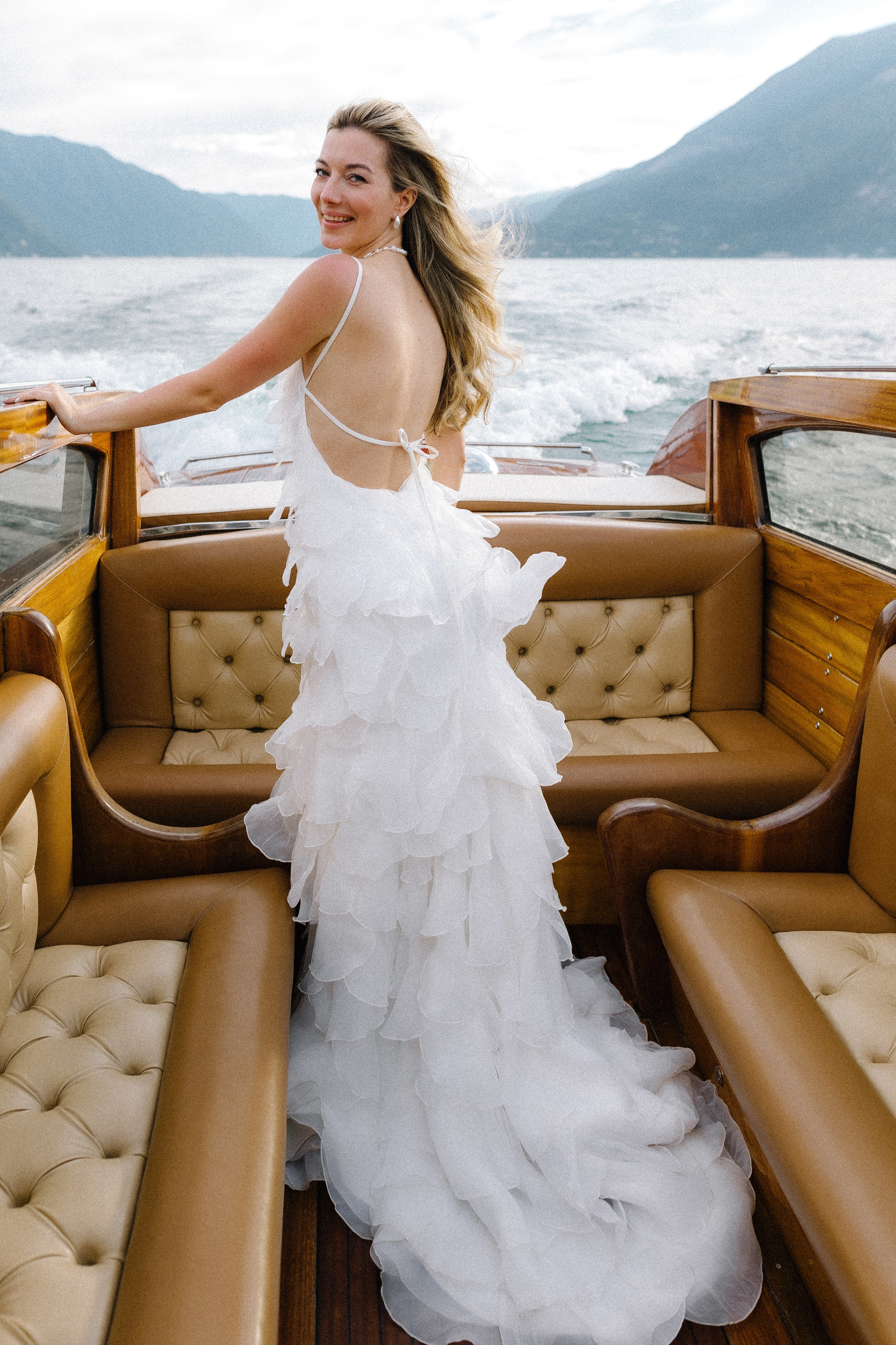 Lake Como Elopement Photography | Boat & Villa Monastero Wedding. Photographer in Italy Anna Linnik