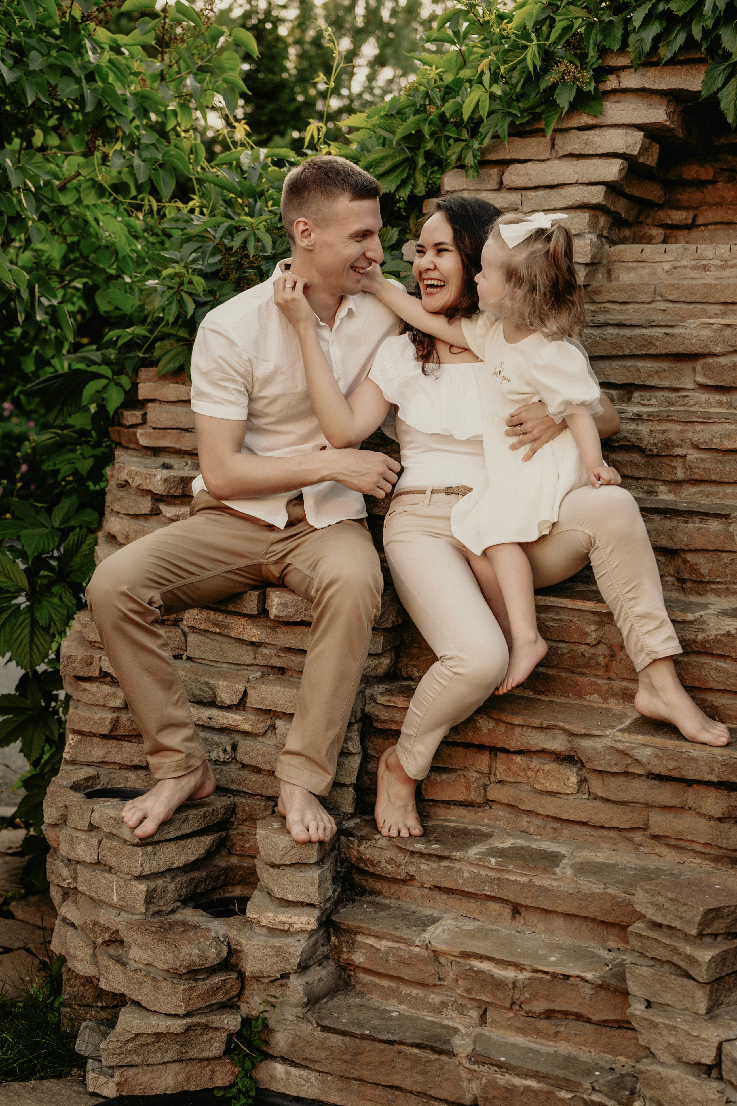 Nick, Julia, Adele outdoor. Wedding and family photographer and videographer PA, NJ, NY, DE, MD