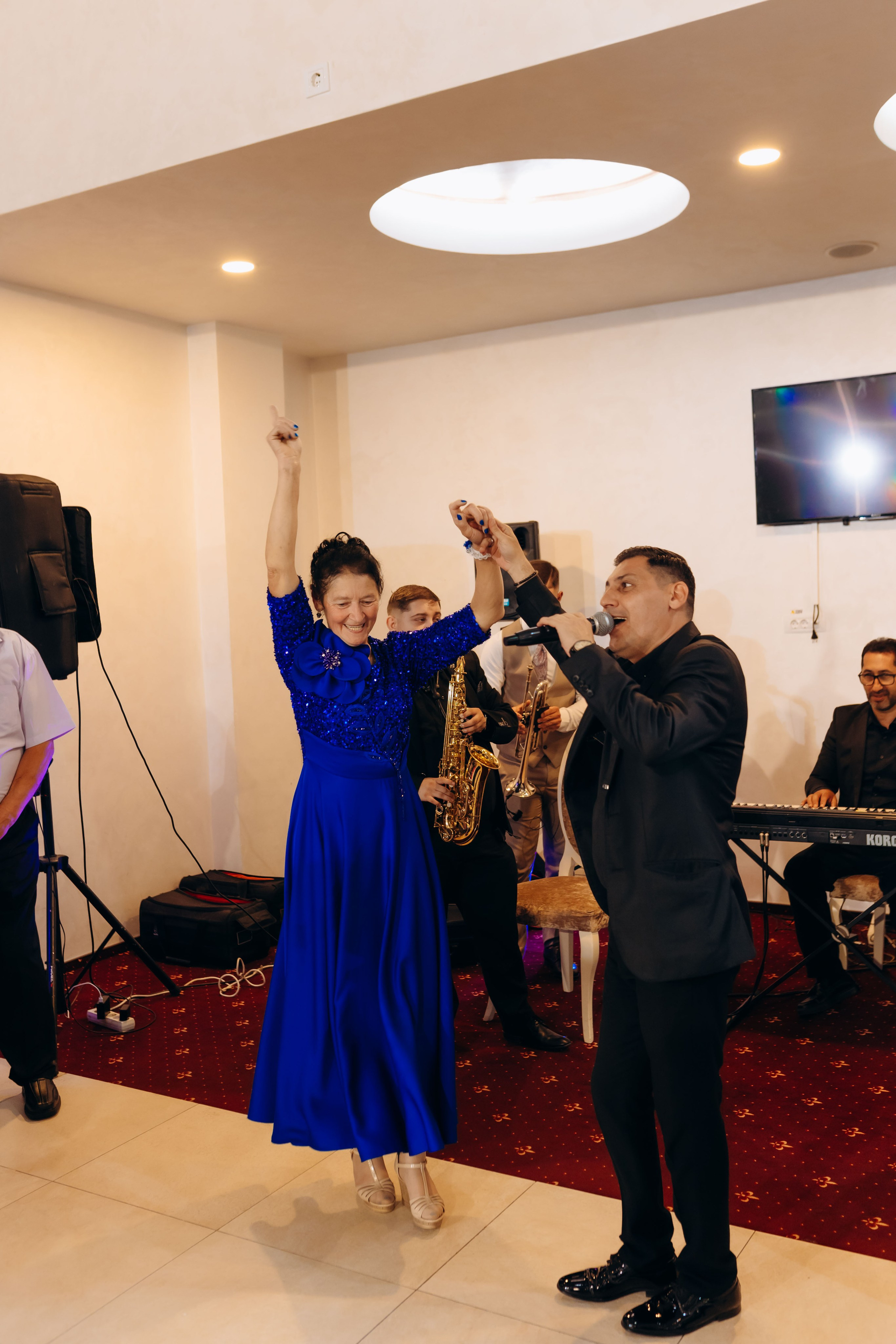 Loredana & Emilian – Ziua Nunții | Videografie - fotografie Botez Suceava, Iași, Botoșani. Servicii foto-video profesionale, pentru momente de neuitat