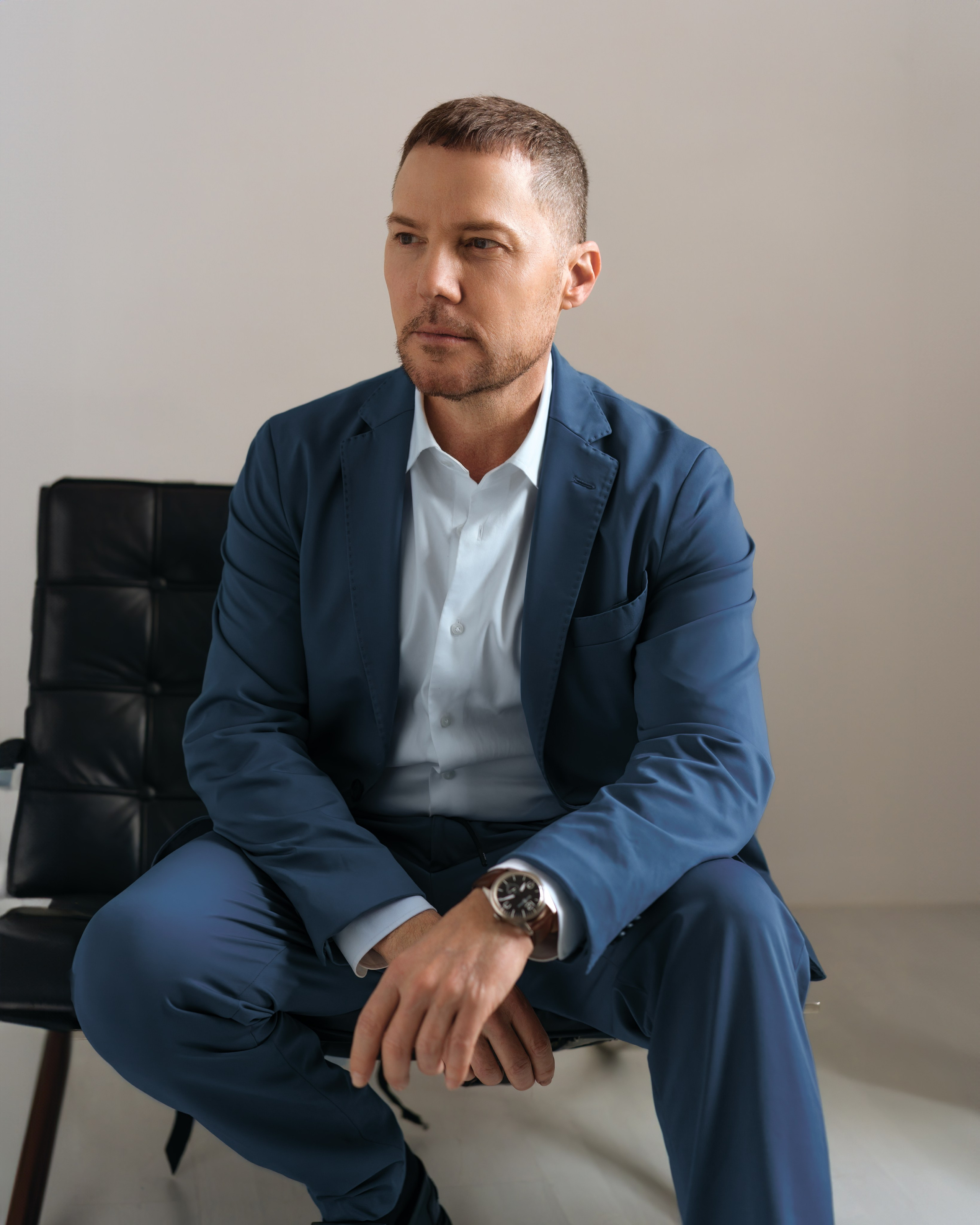 Современный бизнес-портрет в стиле smart casual. Москва, Денис Карелов