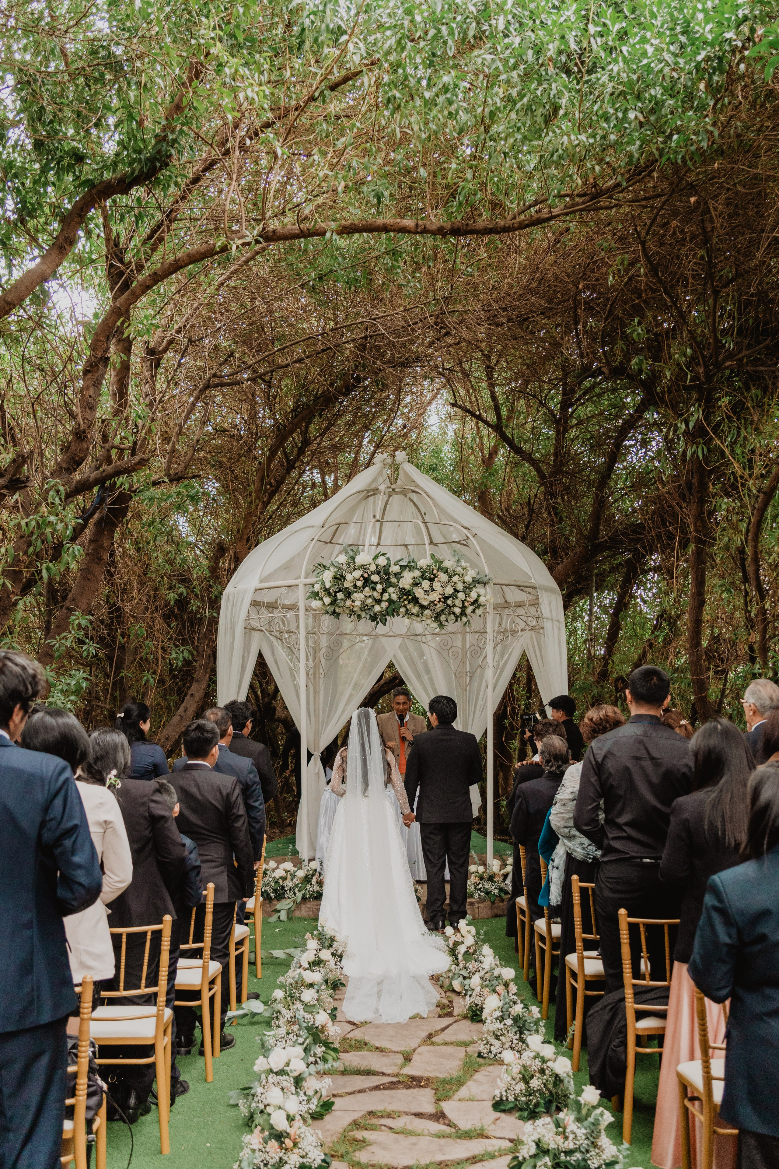 FERNANDO + MARIBEL | BODA RELIGIOSA. Studio KVTA | Fotografía y Video de Bodas en Arequipa