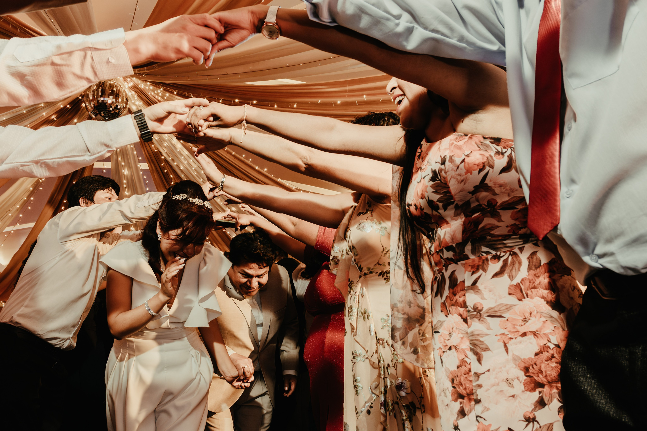 VANESSA + FRANKLIN BODA RELIGIOSA. Studio KVTA | Fotografía y Video de Bodas en Arequipa