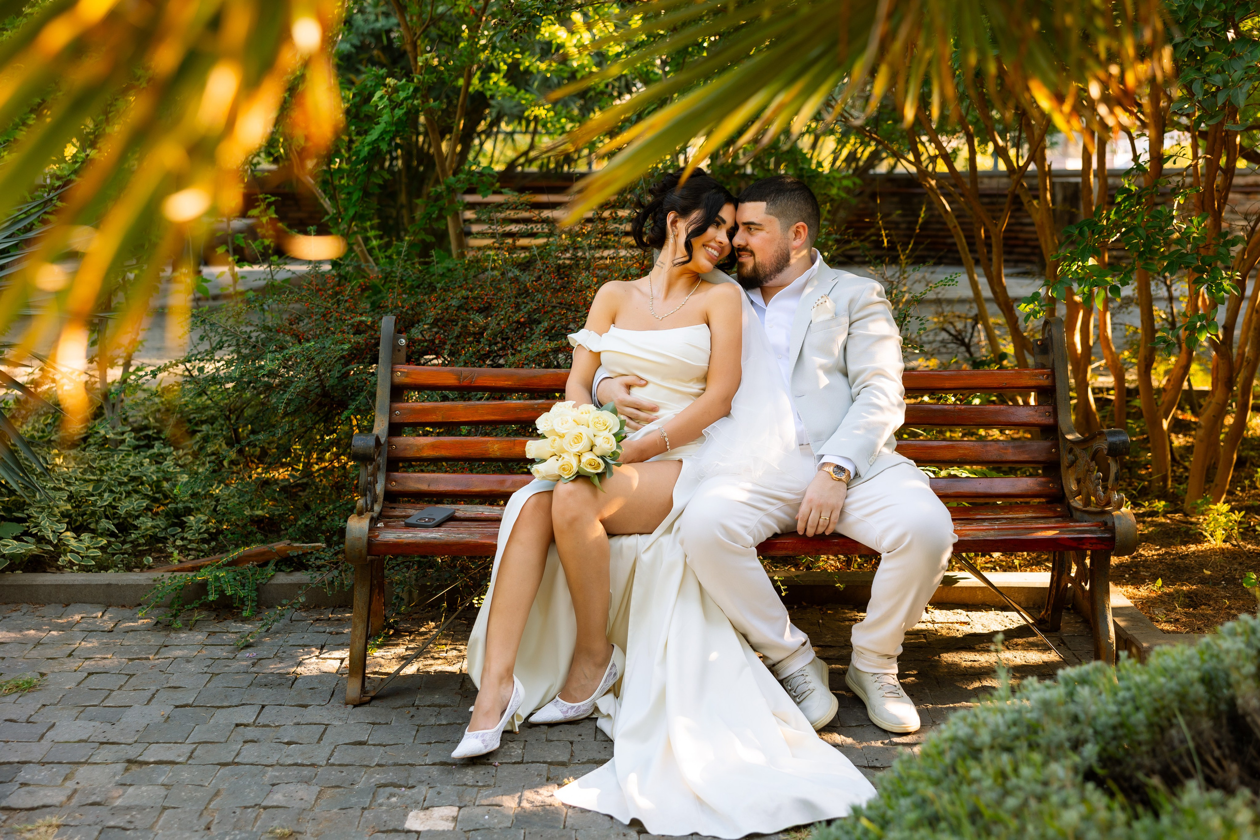 Love story in Tbilisi. Wedding photographer in Tbilisi Ioseb Mamniashvili