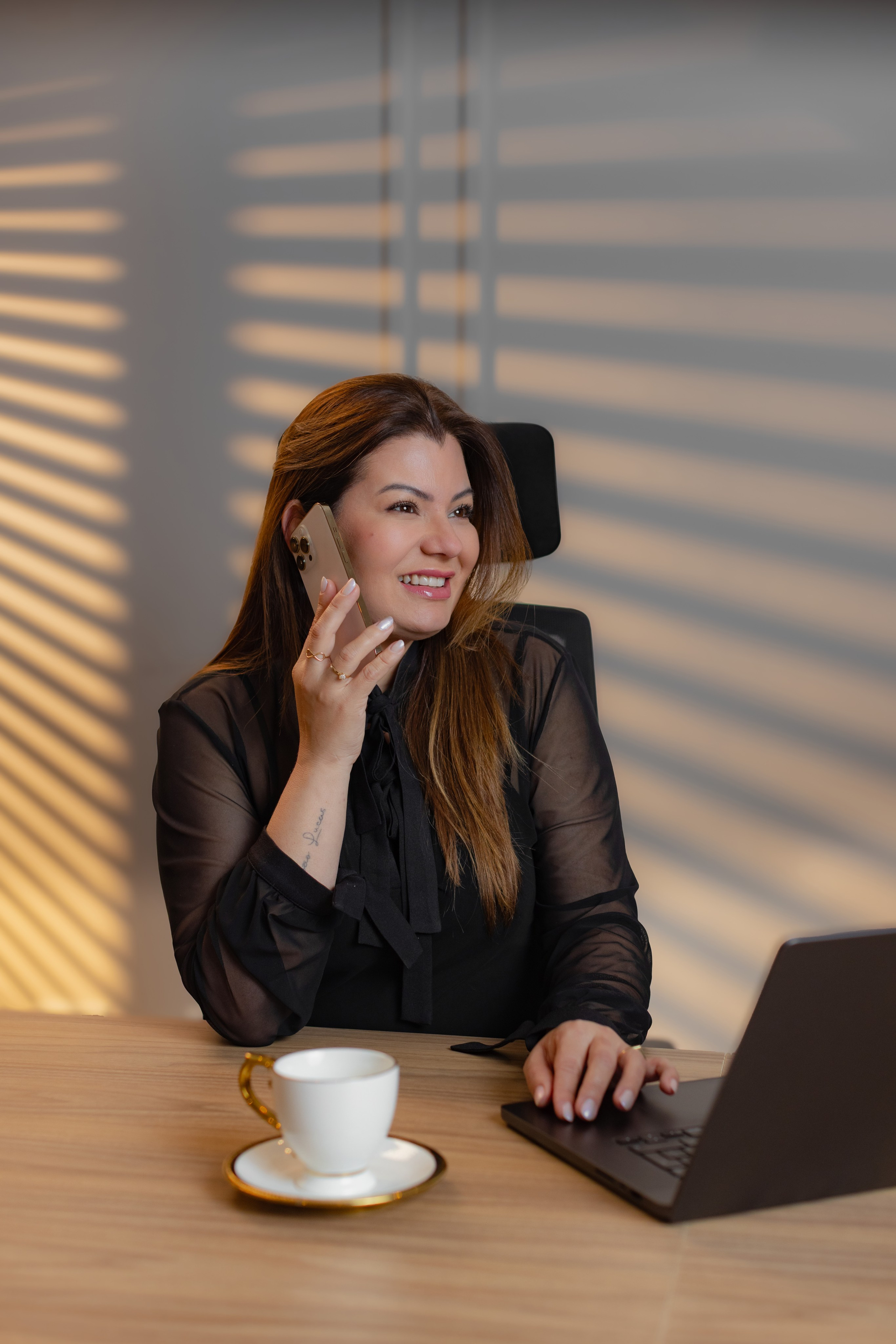 JUSSARA MADEIRA. ESTUDIO DOZE