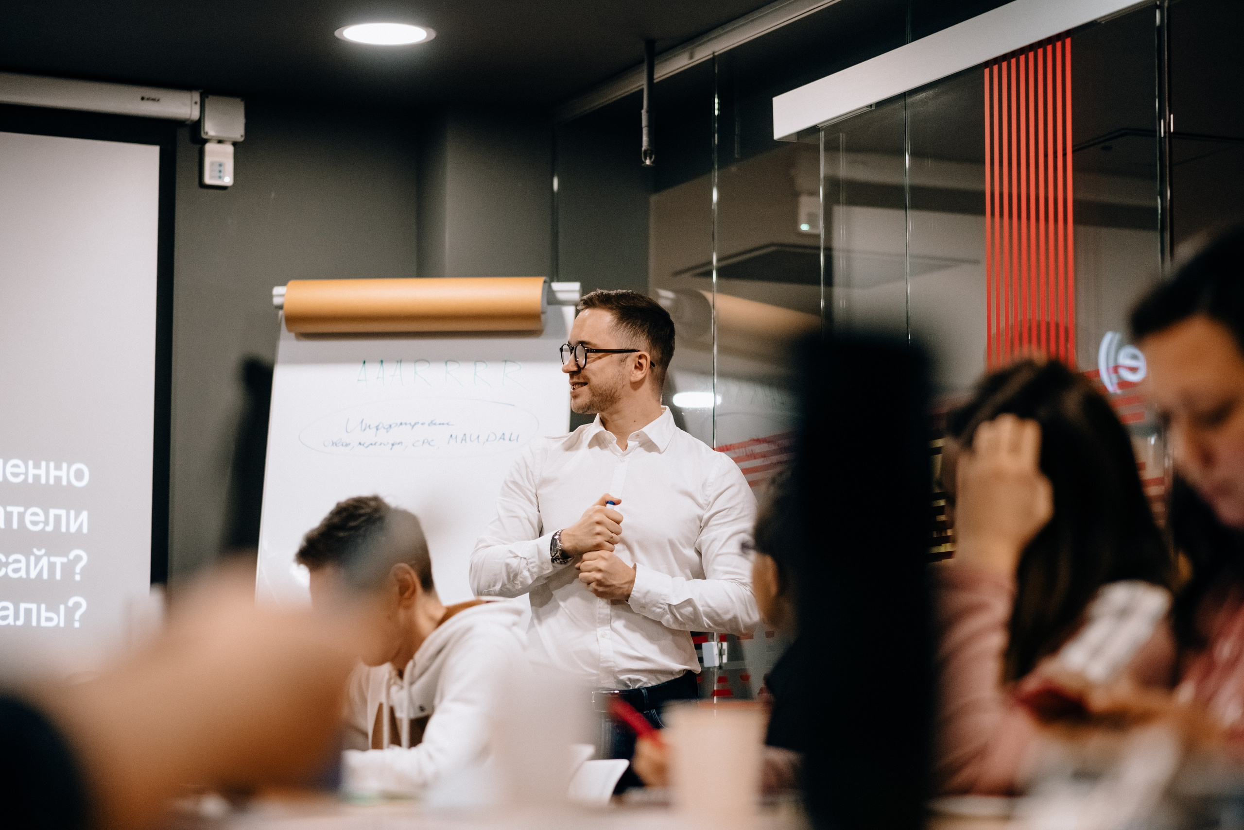 Business lecture. Destination Wedding photographer Italy, France, Germany, Spain, Poland Oleg Zaicev