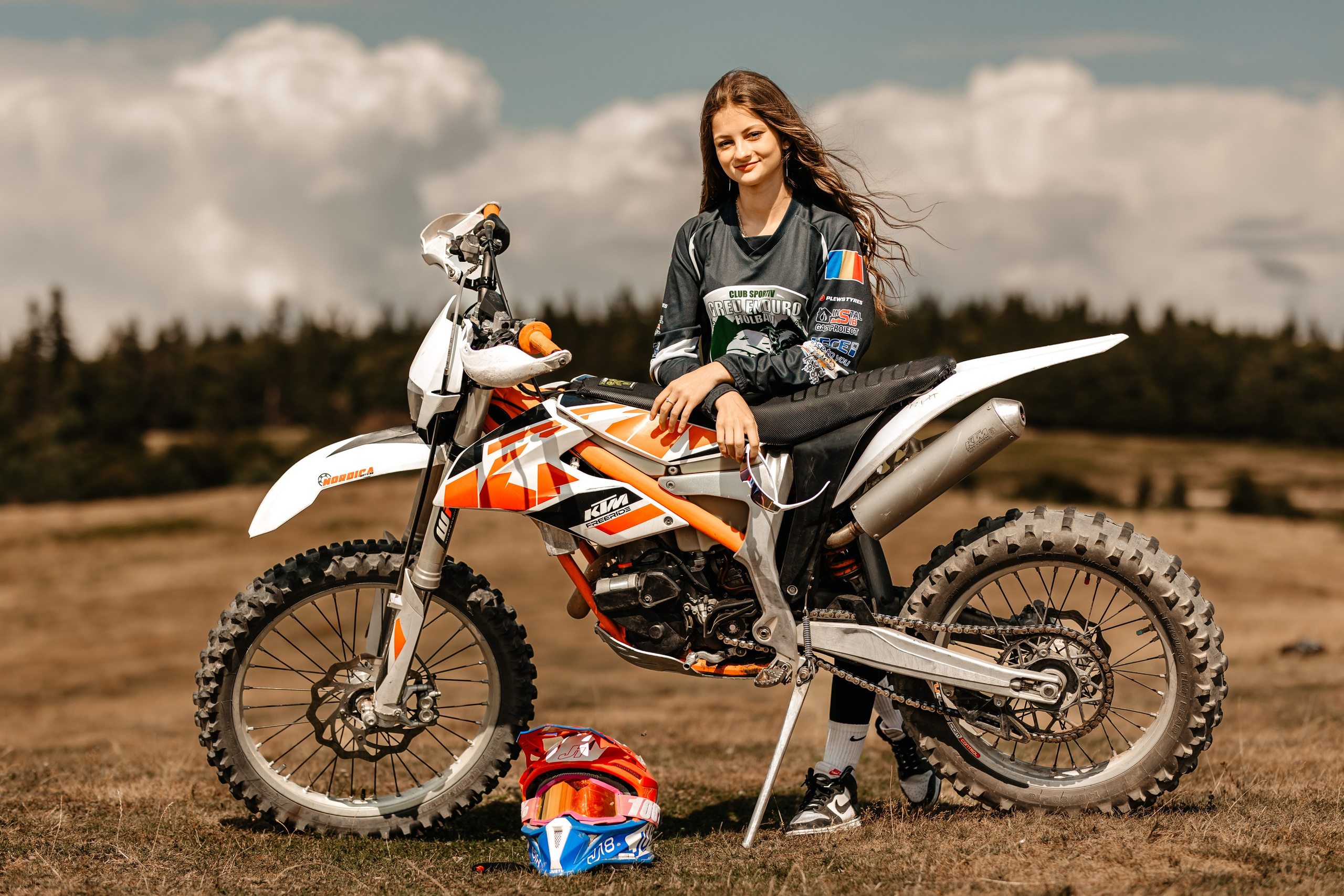 Fetele Enduro. Ionut Brehuescu — Fotograf