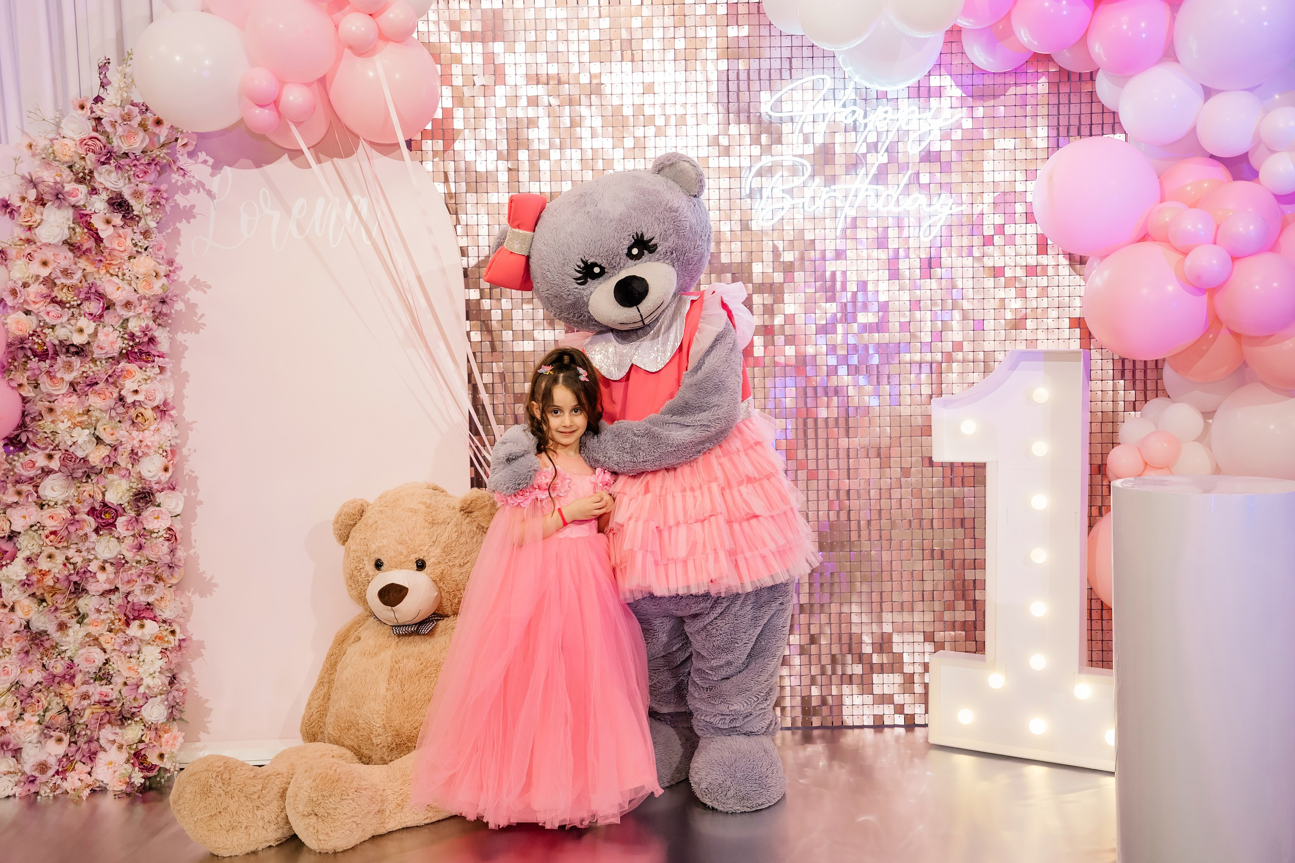 04.13.2025 First birthday. Wedding family event photographer in Chicago Nick Yushevich