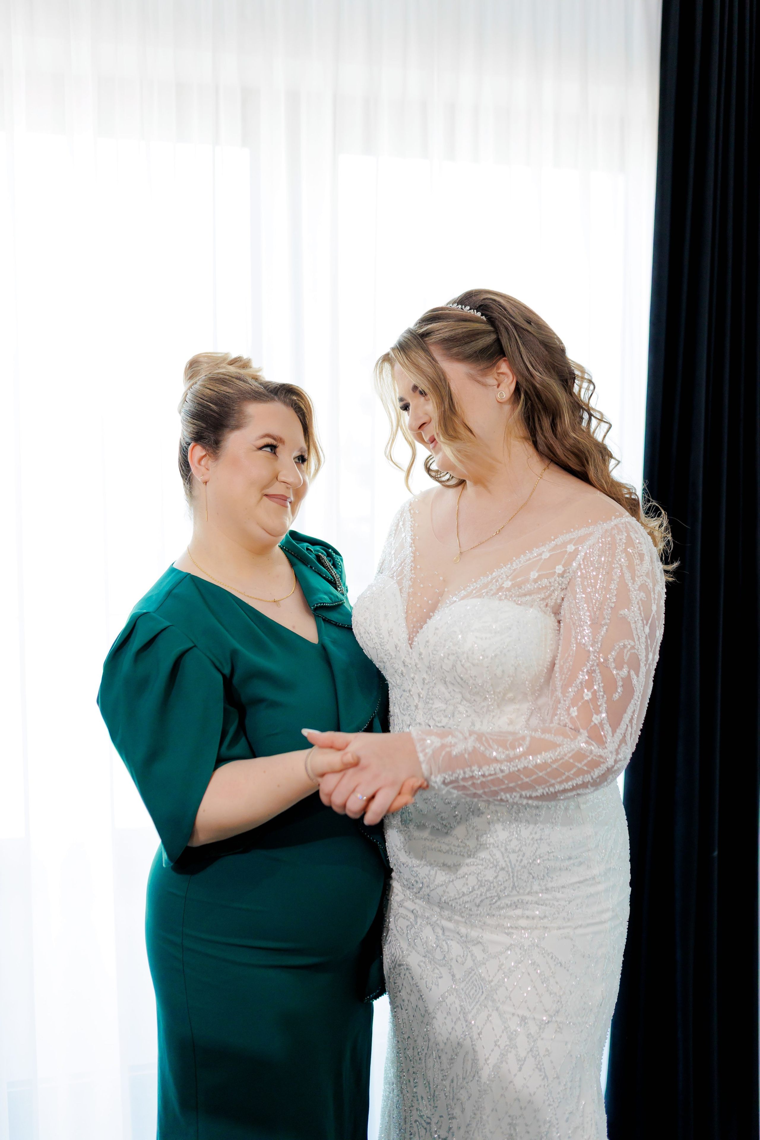 Povestea voastră, regizată de noi |Cristi Turculet Videograf Nuntă Suceava | wedding highlight. Servicii foto-video profesionale, pentru momente de neuitat