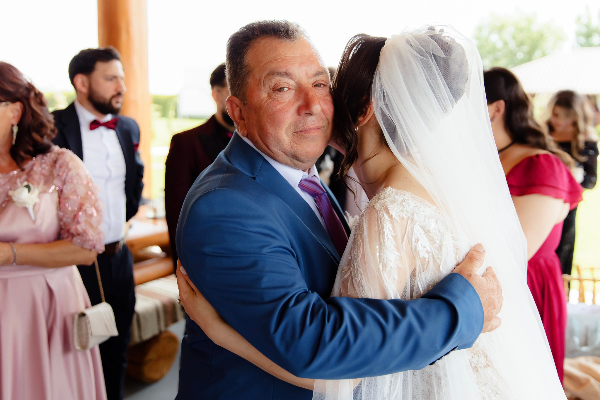 Ioana & Ionuț | Nuntă de poveste la Păstrăvăria Poiana din Mălini județul Suceava. Servicii foto-video profesionale, pentru momente de neuitat