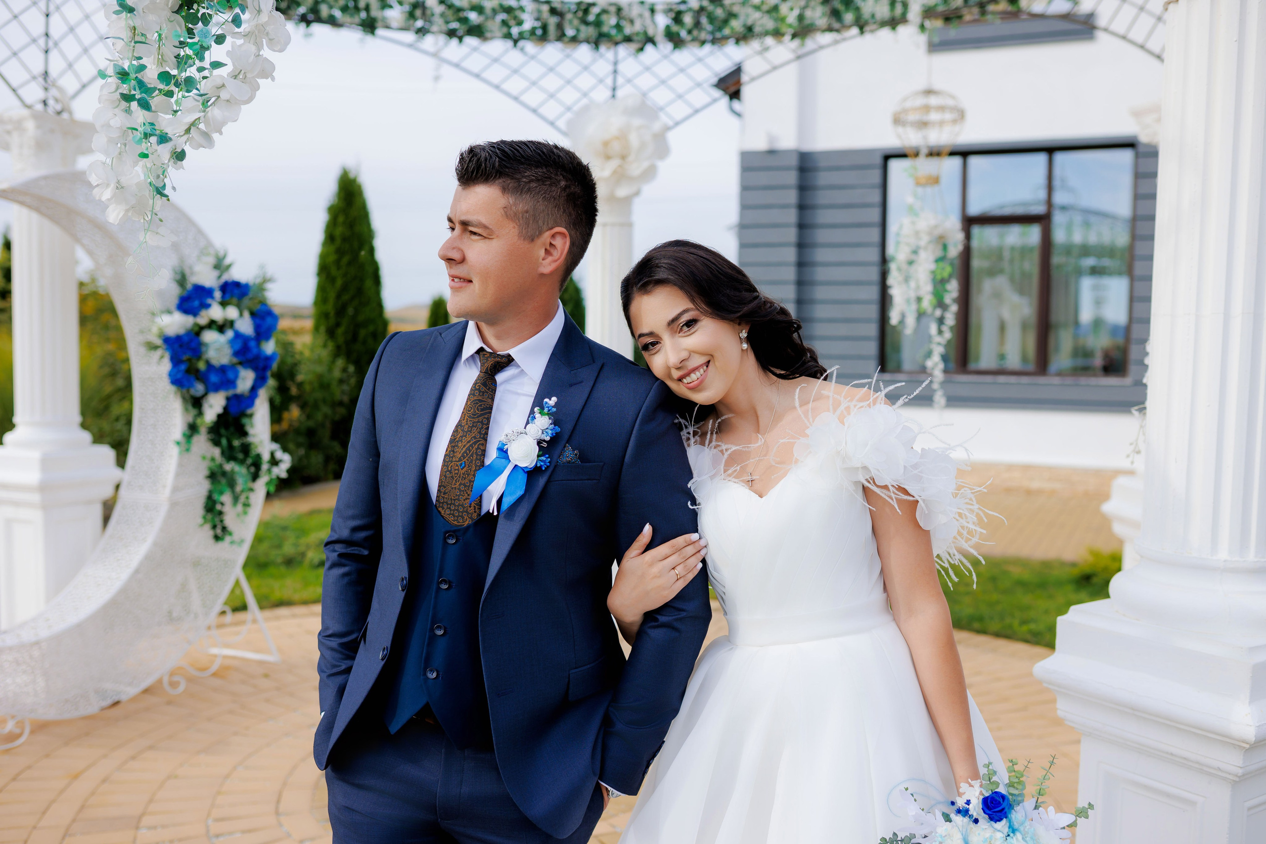 Loredana & Emilian – Ziua Nunții | Videografie - fotografie Botez Suceava, Iași, Botoșani. Servicii foto-video profesionale, pentru momente de neuitat