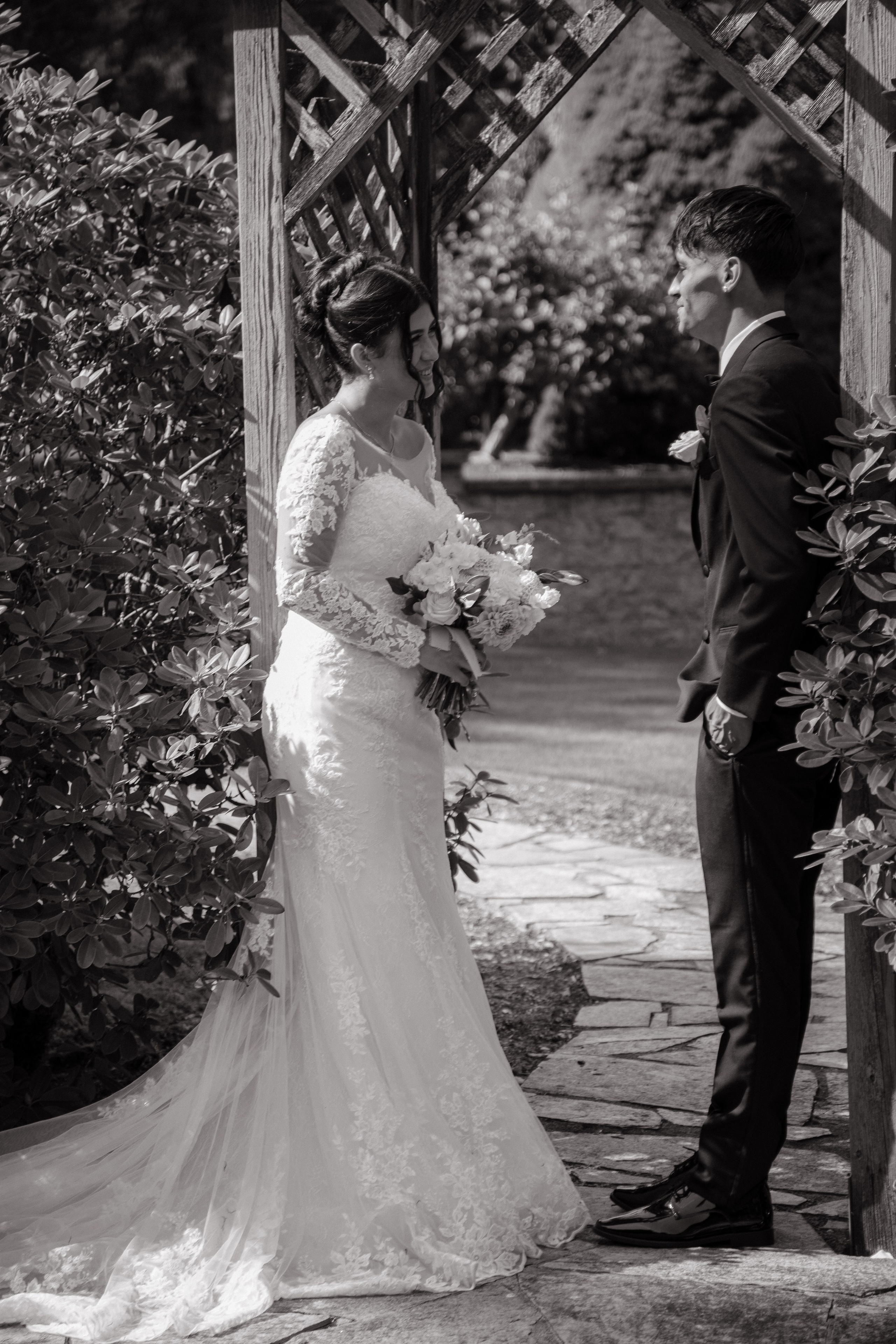 Arianna and Cristopher | Intimate Wedding. Photographer in Washington Sophia D