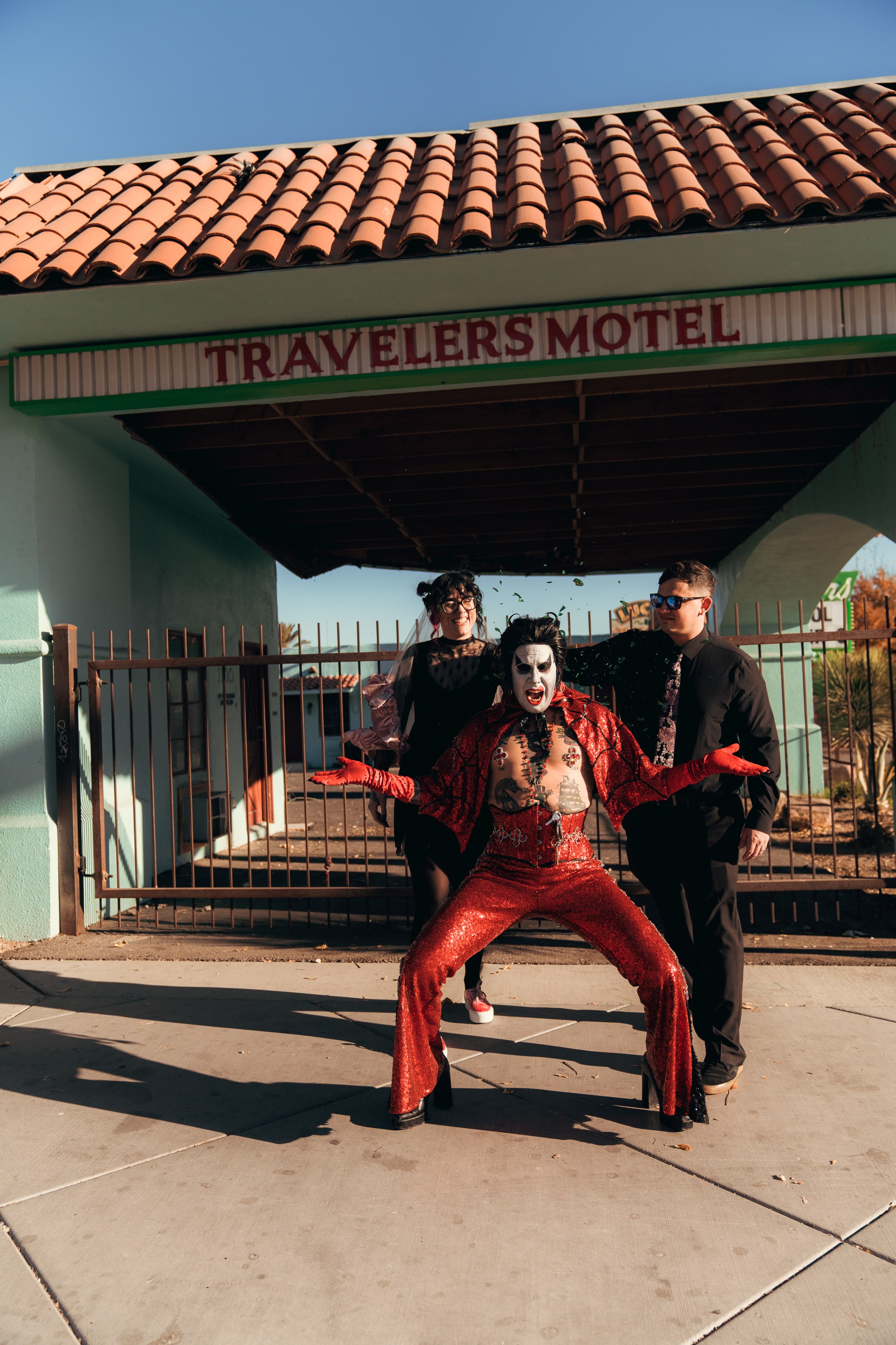 Bee&Tony. Wedding & elopement photographer Viktoriya Kravtsov. Las Vegas