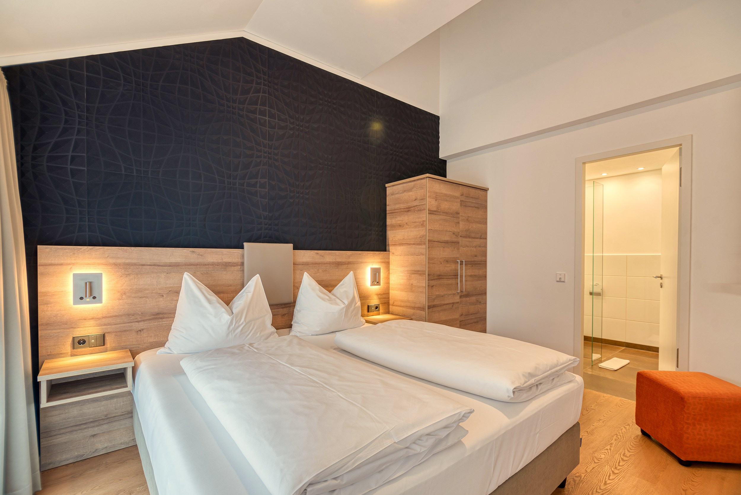 Beautiful photo shoot in Munich for a hotel WESTSIDE Hotel Garni. Photographer in Yerevan