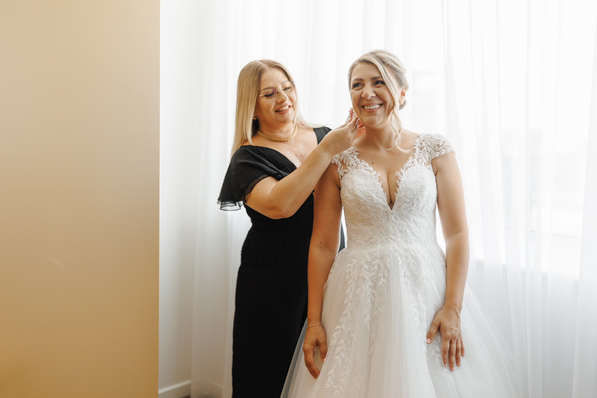 Anca & Marius. Wedding Photographer in Bucharest — Manu Ivanciu | Baptism photographer