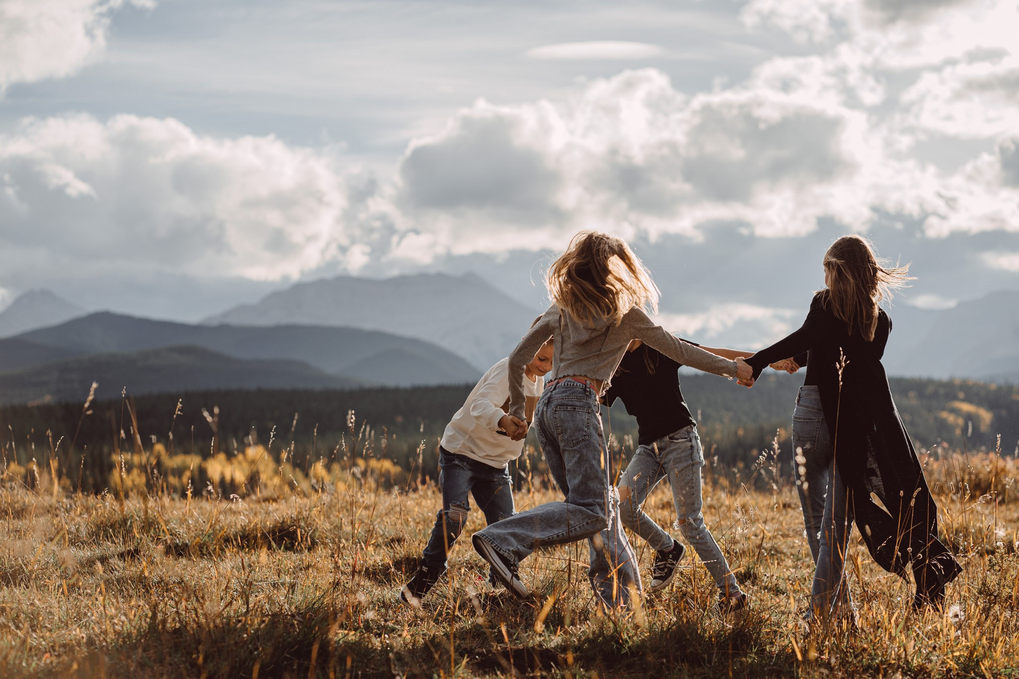 Family. Wedding and family photographer in Calgary Kate Beliaeva