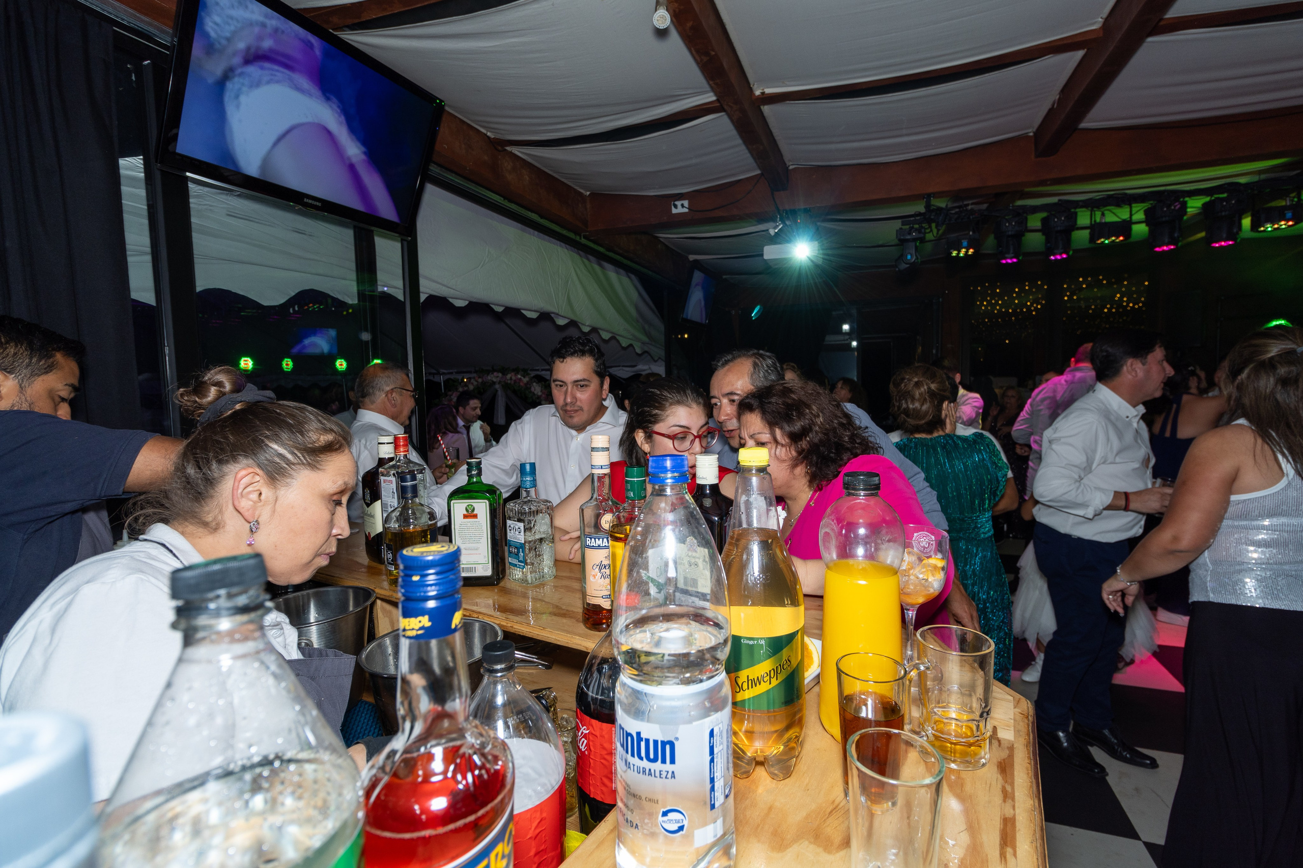 Katherin y Daniel. Dinka & Emilio - El arte de preservar lo que no se repite