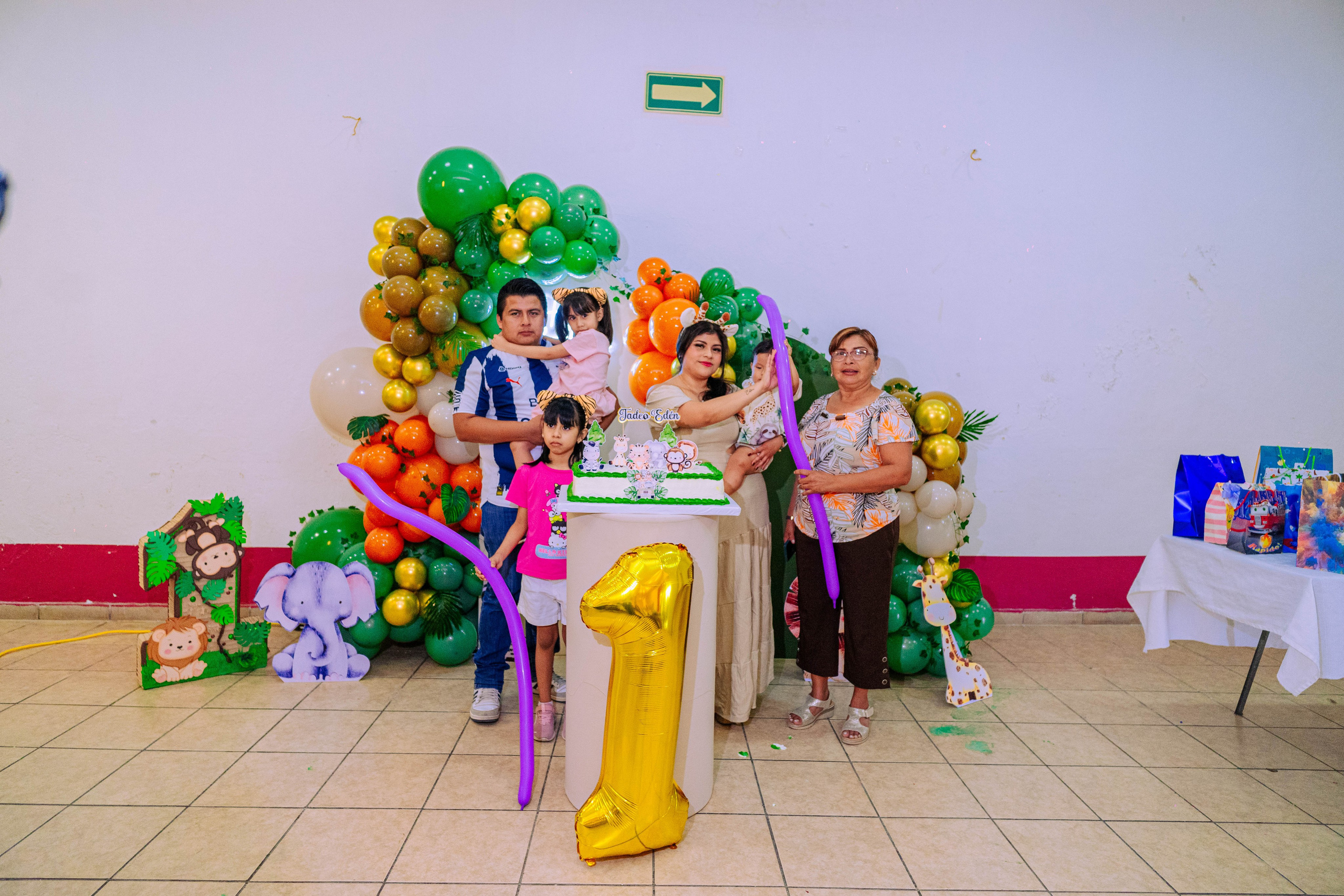 TADEO. Fotógrafo "dD" Didier Dzul