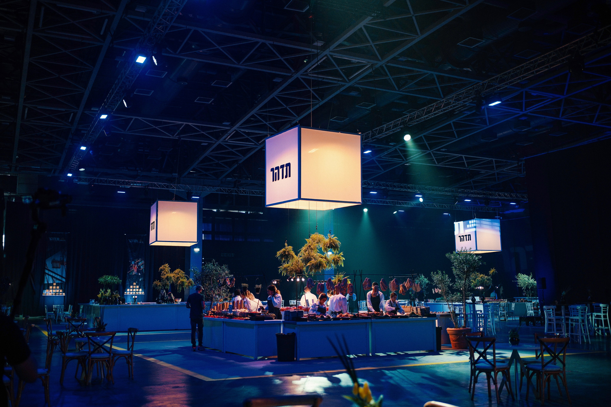 Business. Dmitry Gorodetsky Event Photographer