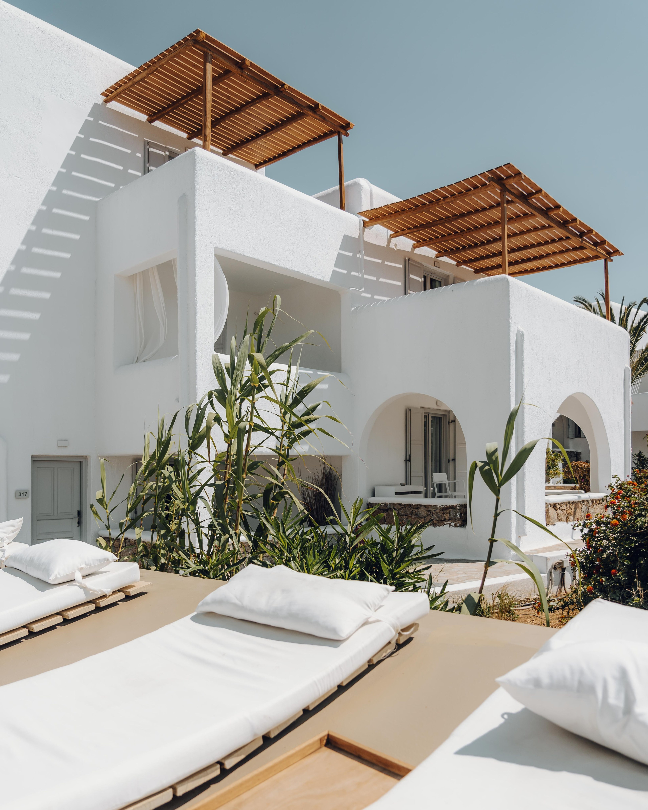 Hospitality Photography & Videography | Drone — Lifestyle — Architecture. SK Productions | Hospitality — Yacht — Real Estate — Gastronomy| Photography and Videography