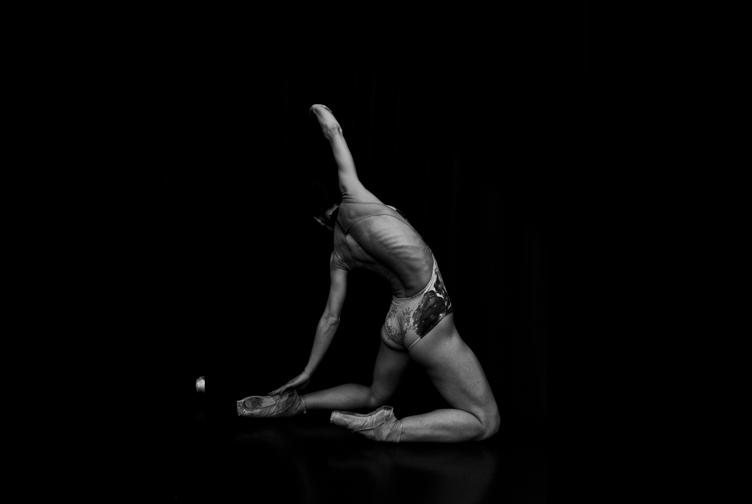 Body in Black. Ballet and artistic photographer in Prague Francesco Sanvito