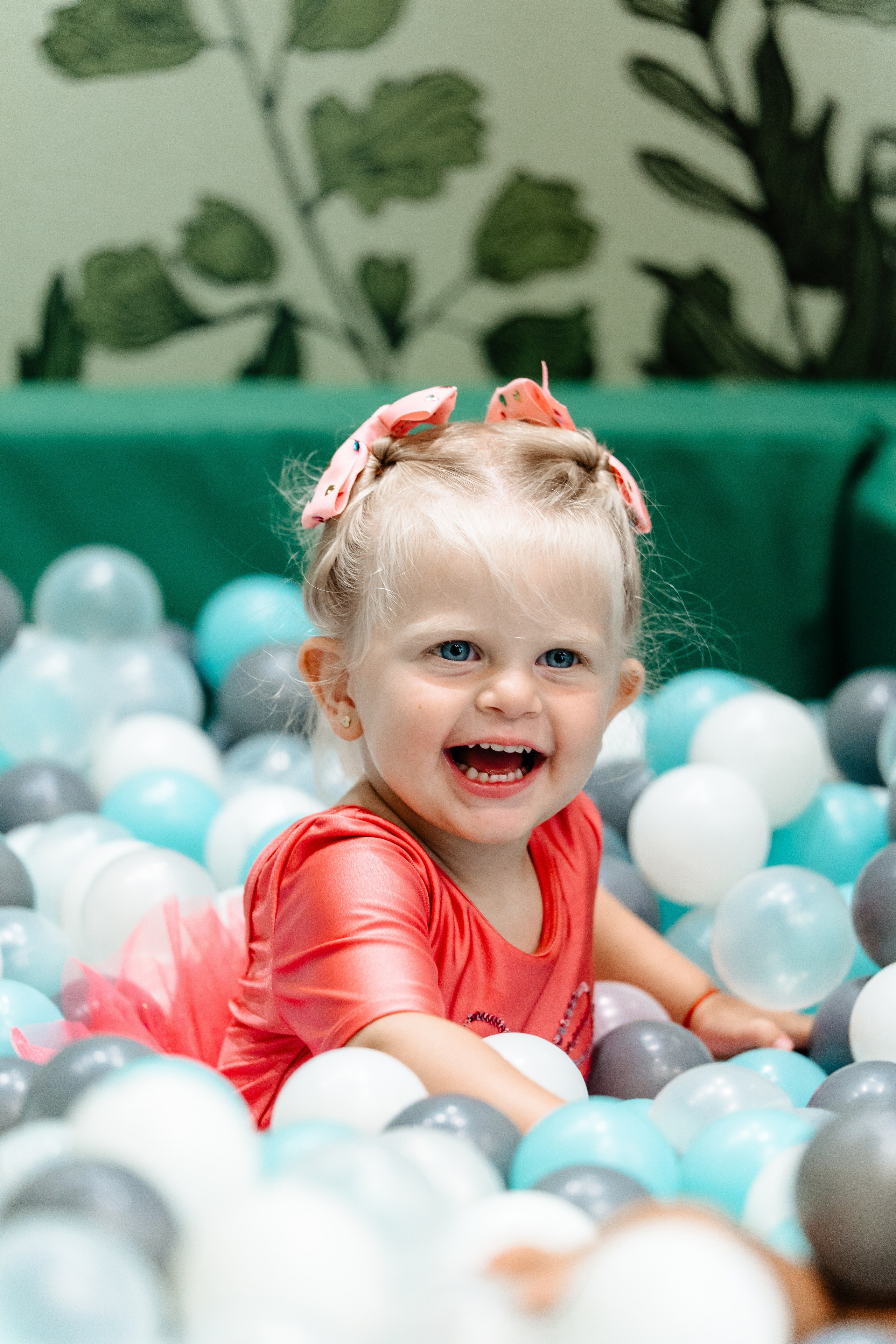 Aniversare Amira. Foto Studio — Fotograf de evenimente, nunti, botezuri, portrete