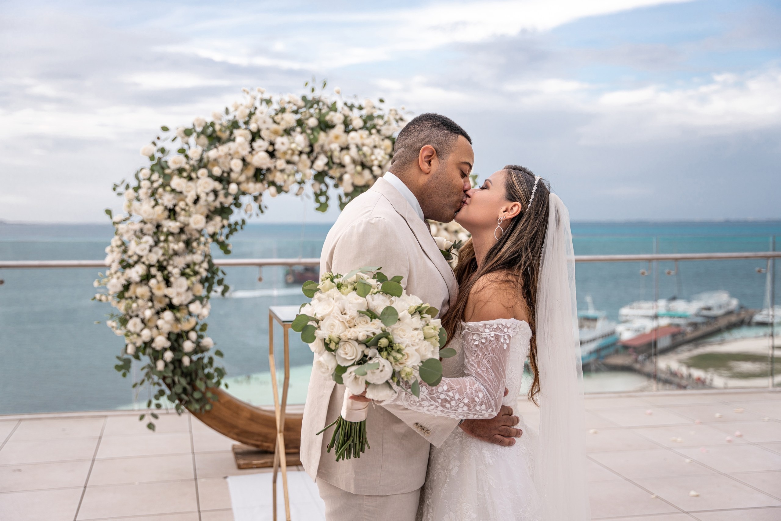 WeddingPhotos. Wedding photos and videos. Cancun, Tulum, Playa del Carmen, Los Cabos