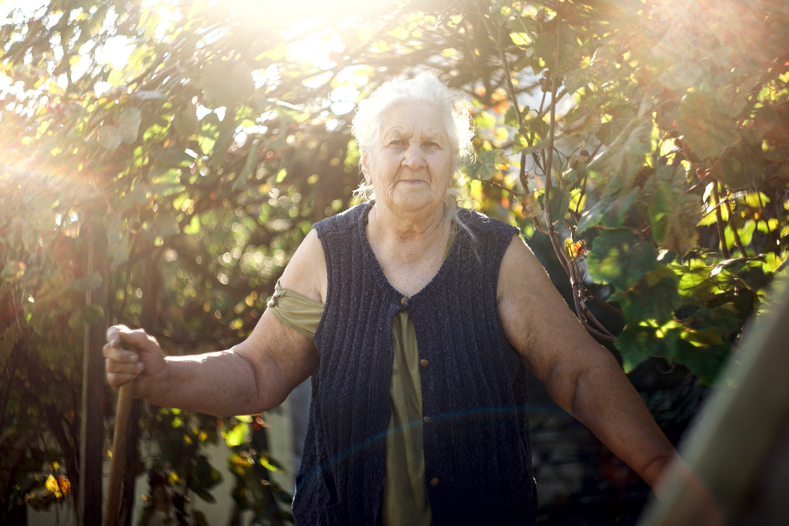 Grandmother's home in Brest. Kaja | fotograf we Wrocławiu | ludzie i psy
