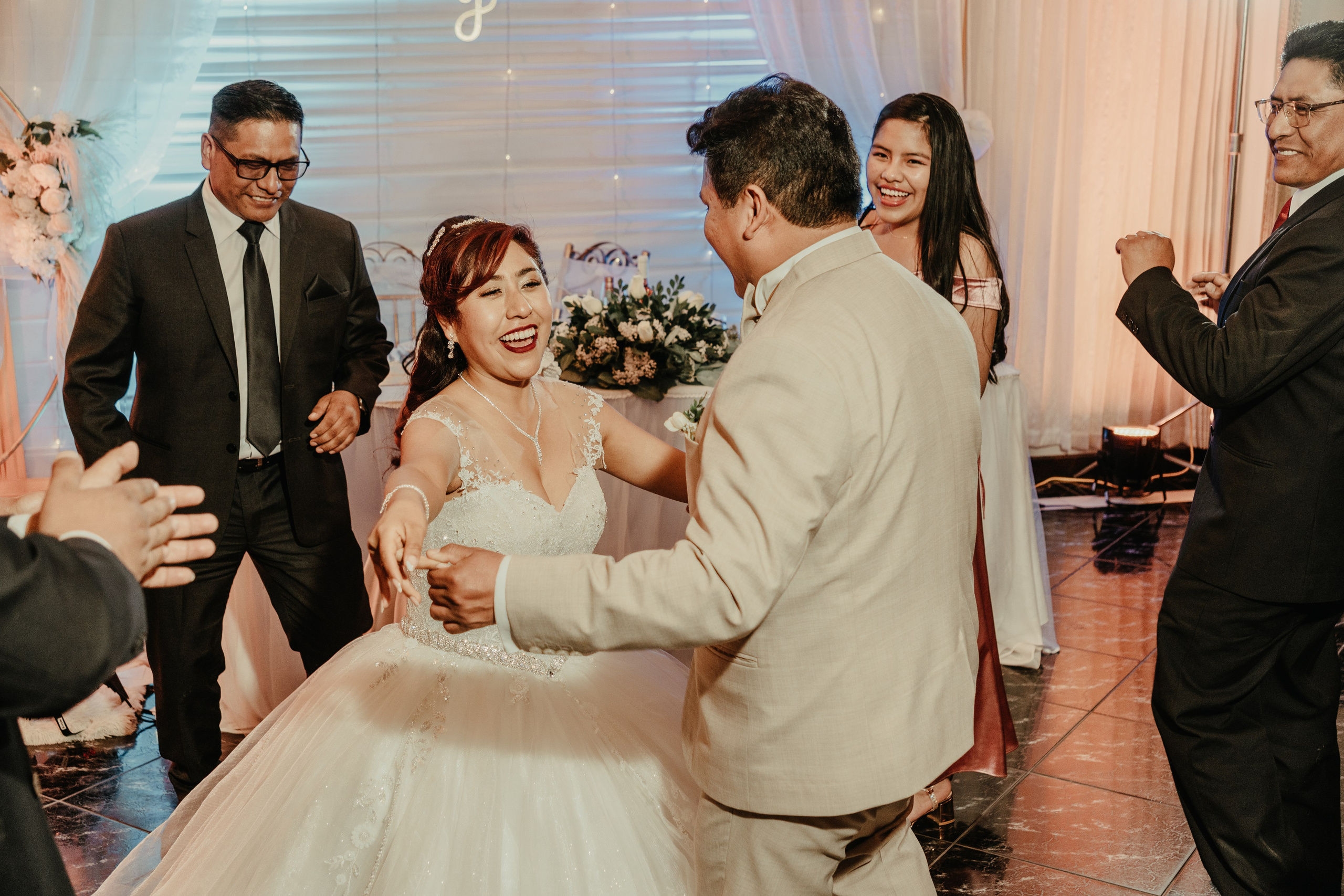 VANESSA + FRANKLIN BODA RELIGIOSA. Studio KVTA | Fotografía y Video de Bodas en Arequipa
