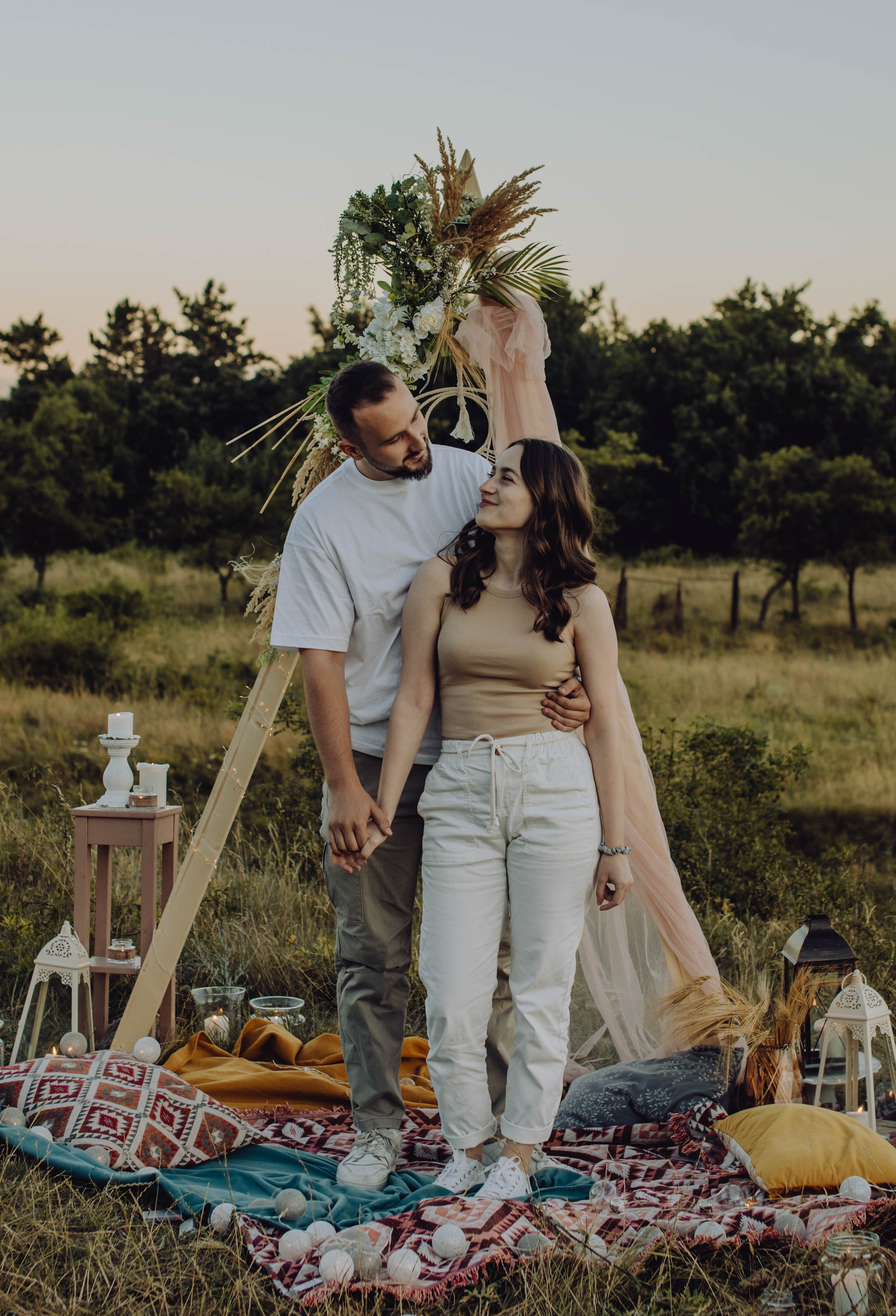 Gabi & Theoni. Wedding & couple photographer from Romania Rut Vetan