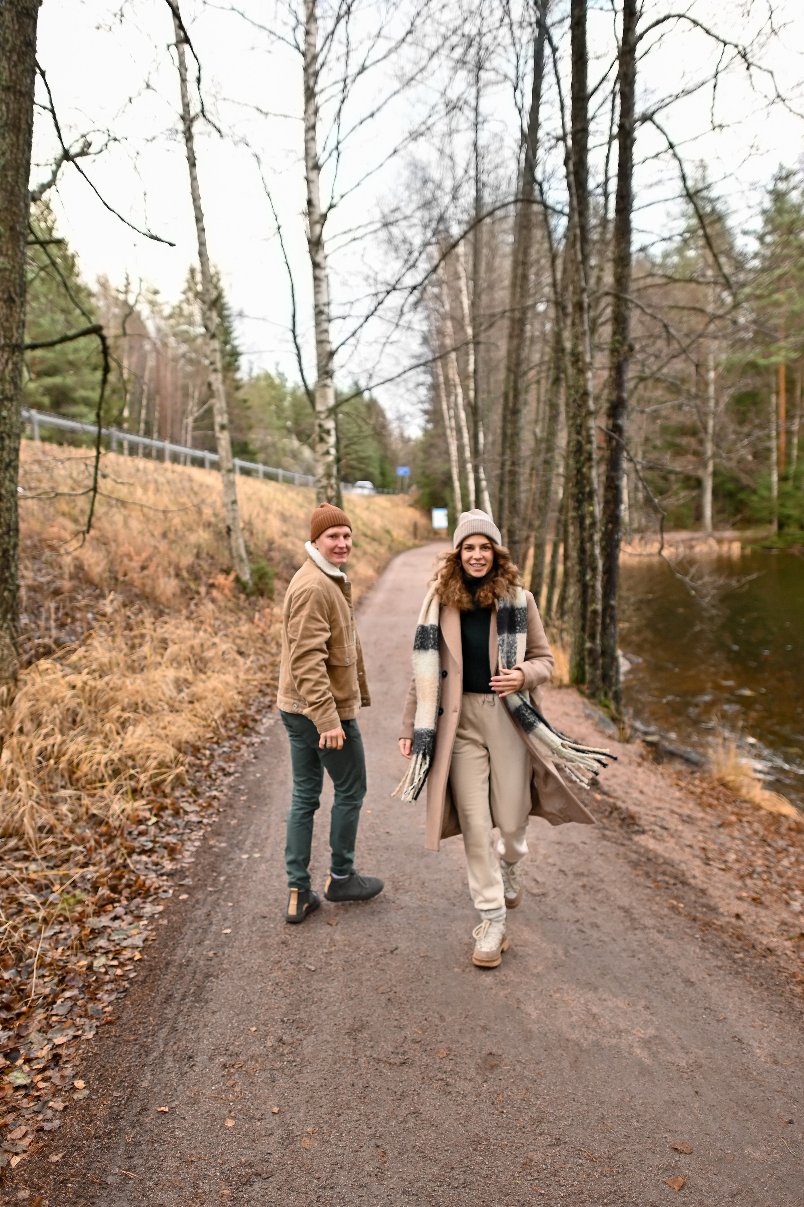 Пикник у озера. Детский и семейный фотограф в финляндии дина пулкка. контент фотограф