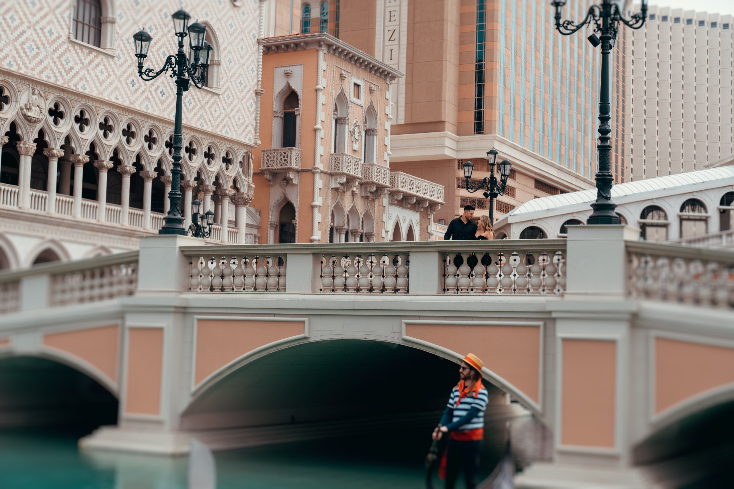 Litcia&Octavio. Wedding & elopement photographer Viktoriya Kravtsov. Las Vegas