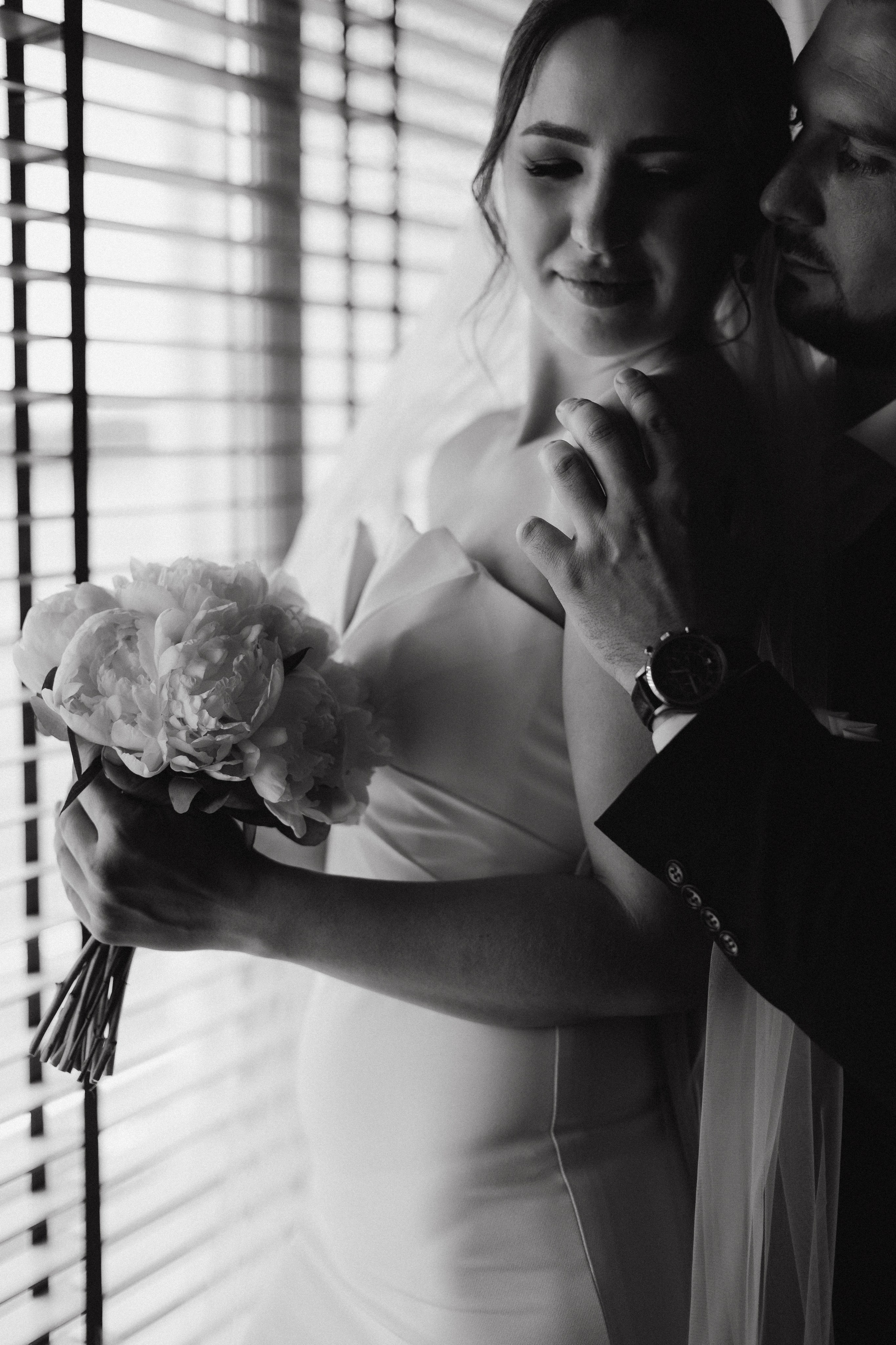 White Wedding. Wedding and Family Photograph