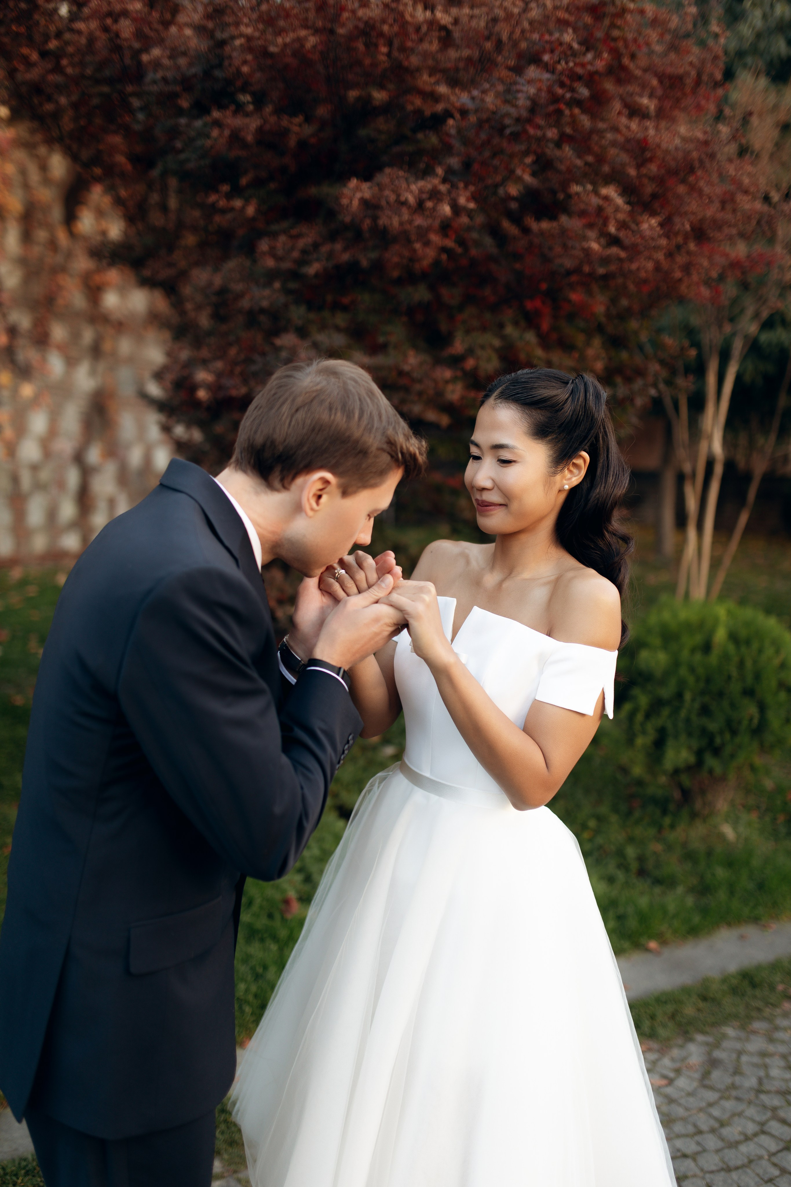 Yuri & Sara. Wedding photographer in Georgia