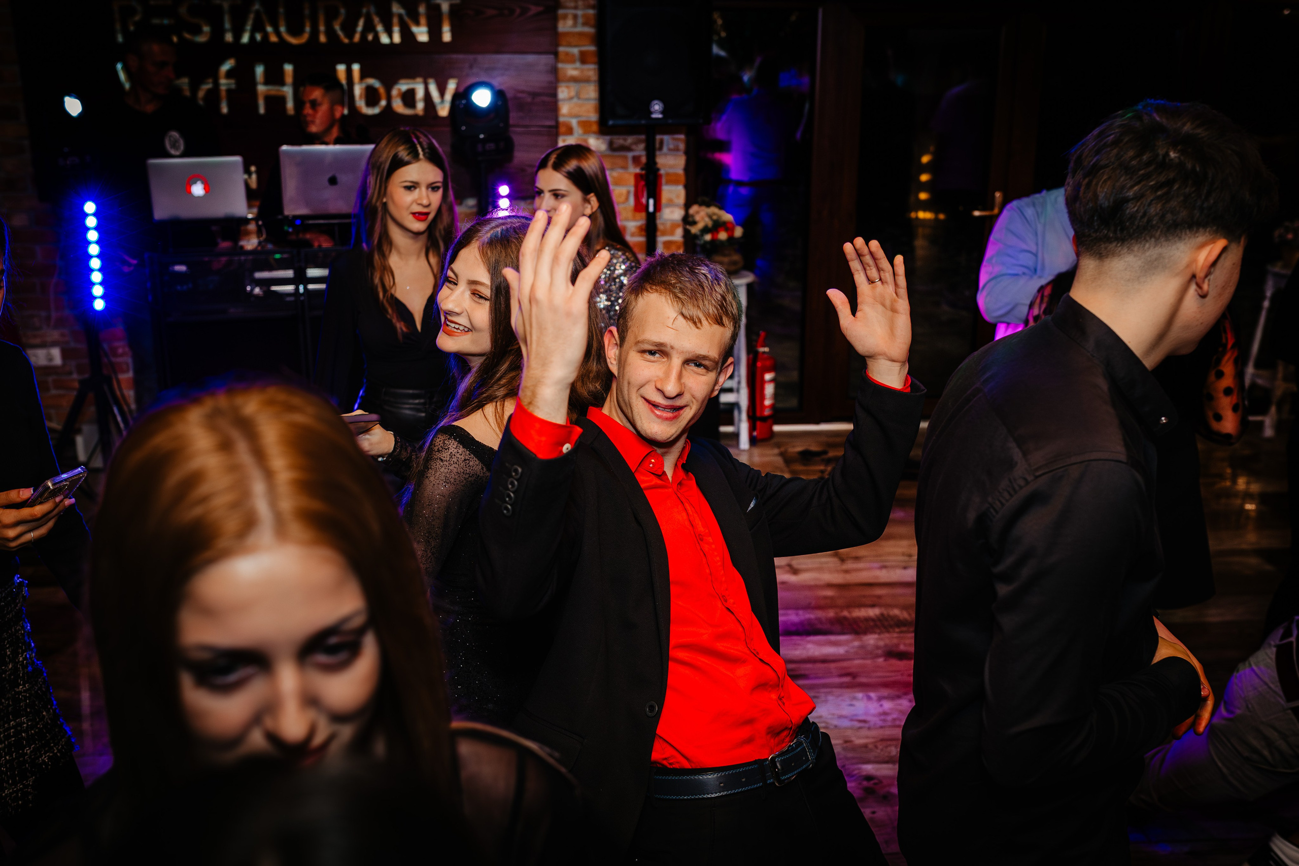 Majorat Mitel. Ionut Brehuescu — Fotograf