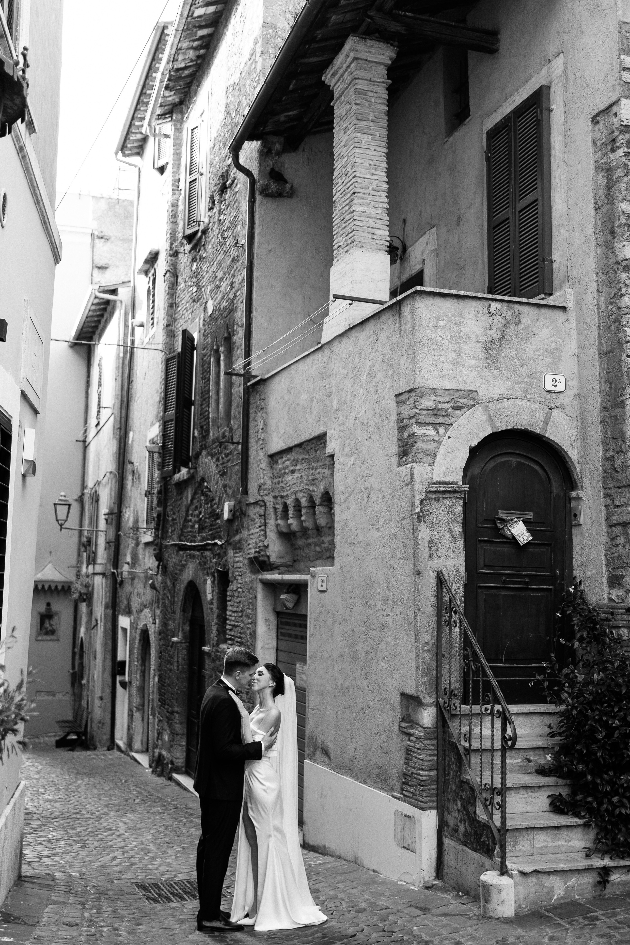 Wedding in Rome. Wedding Photographer Rome Tuscany Como Sicily Puglia Amalfy Italy- Oksana Savenchuk