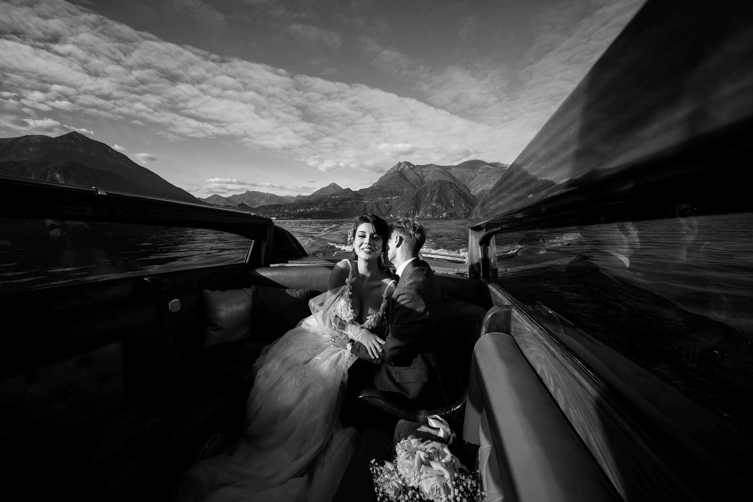 Wedding Como. Wedding Photographer Rome Tuscany Como Sicily Puglia Amalfy Italy- Oksana Savenchuk