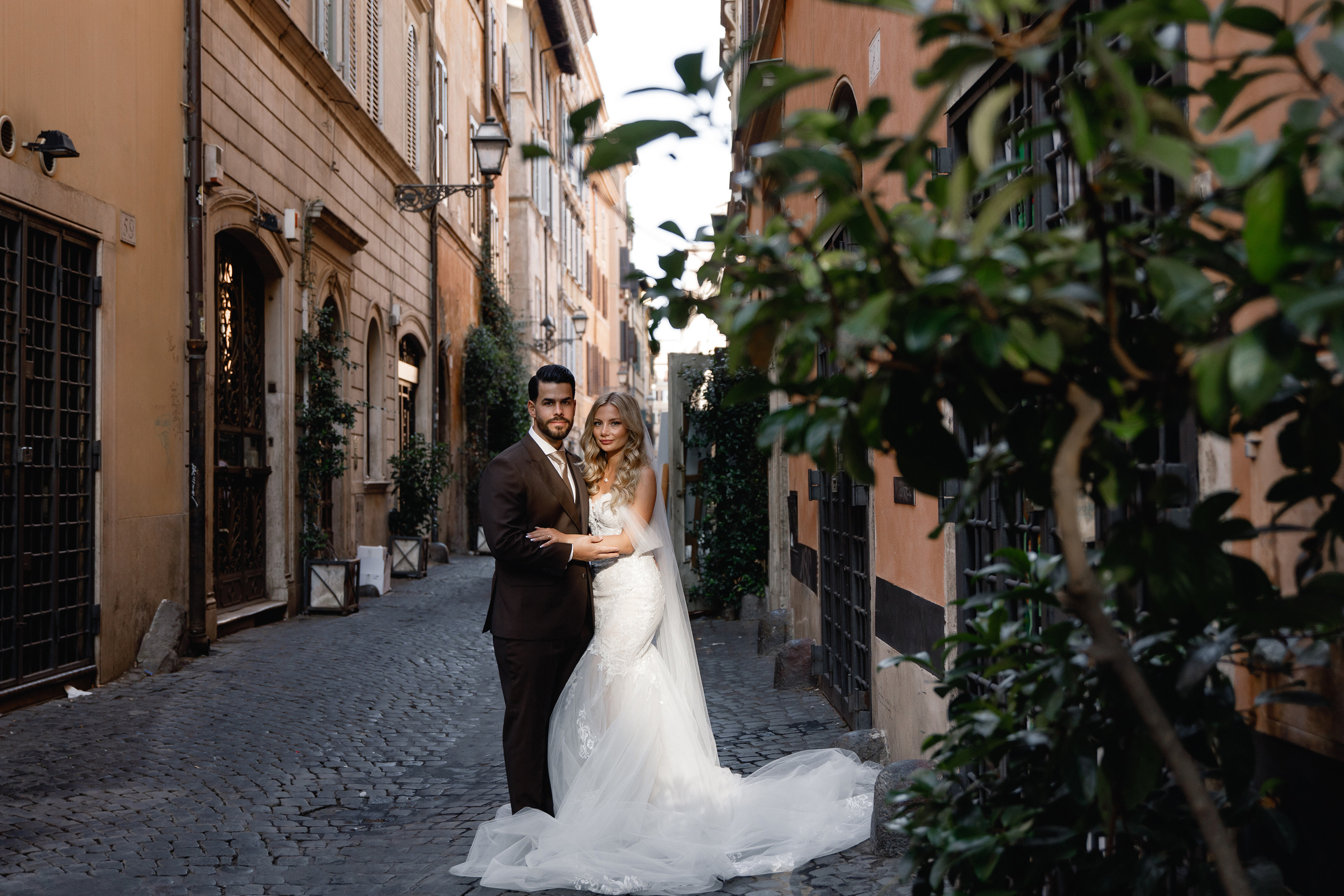 Wedding photographer in Rome. Wedding Photographer Rome Tuscany Como Sicily Puglia Amalfy Italy- Oksana Savenchuk