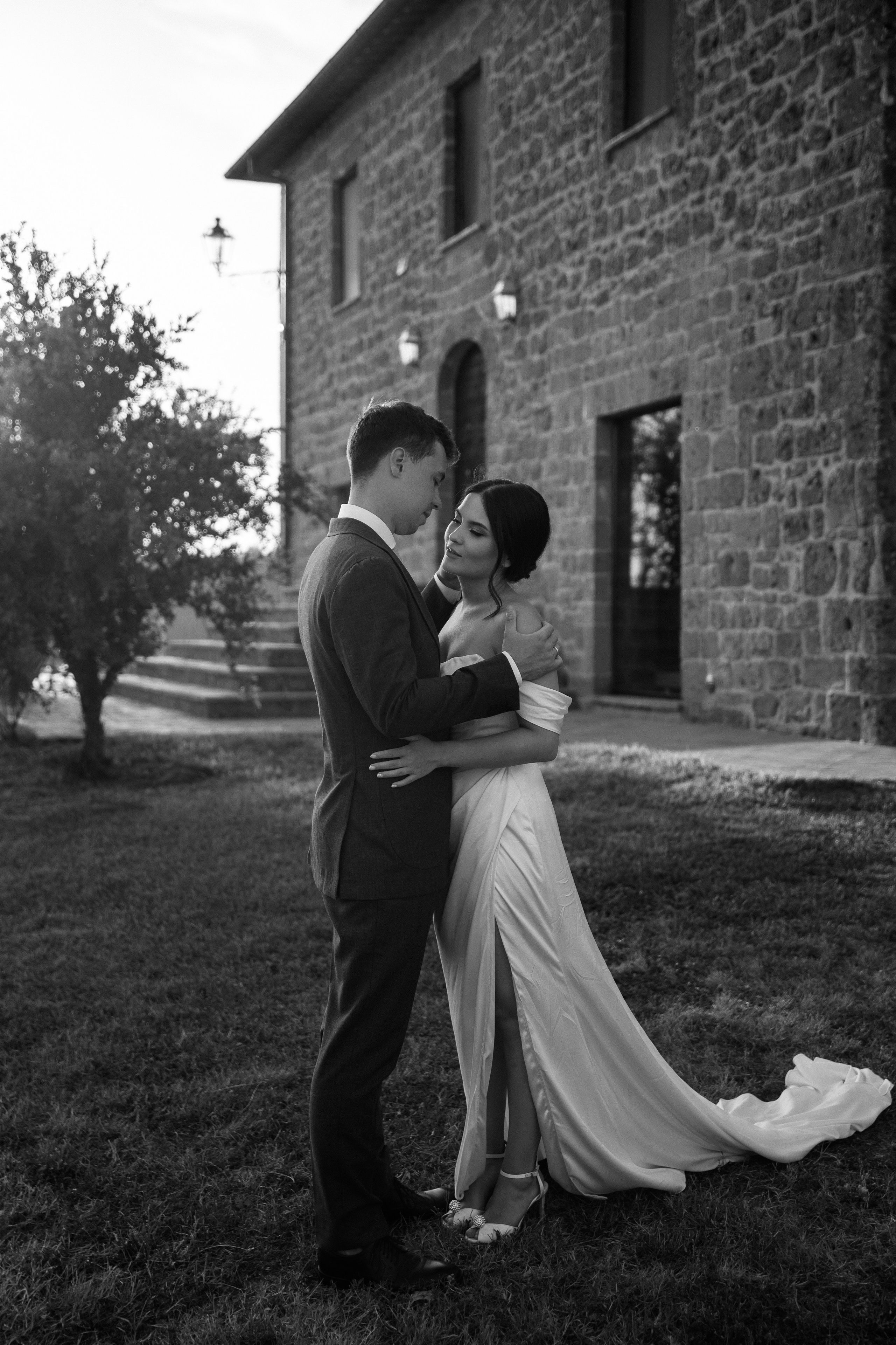 Wedding Tuscany. Wedding Photographer Rome Tuscany Como Sicily Puglia Amalfy Italy- Oksana Savenchuk