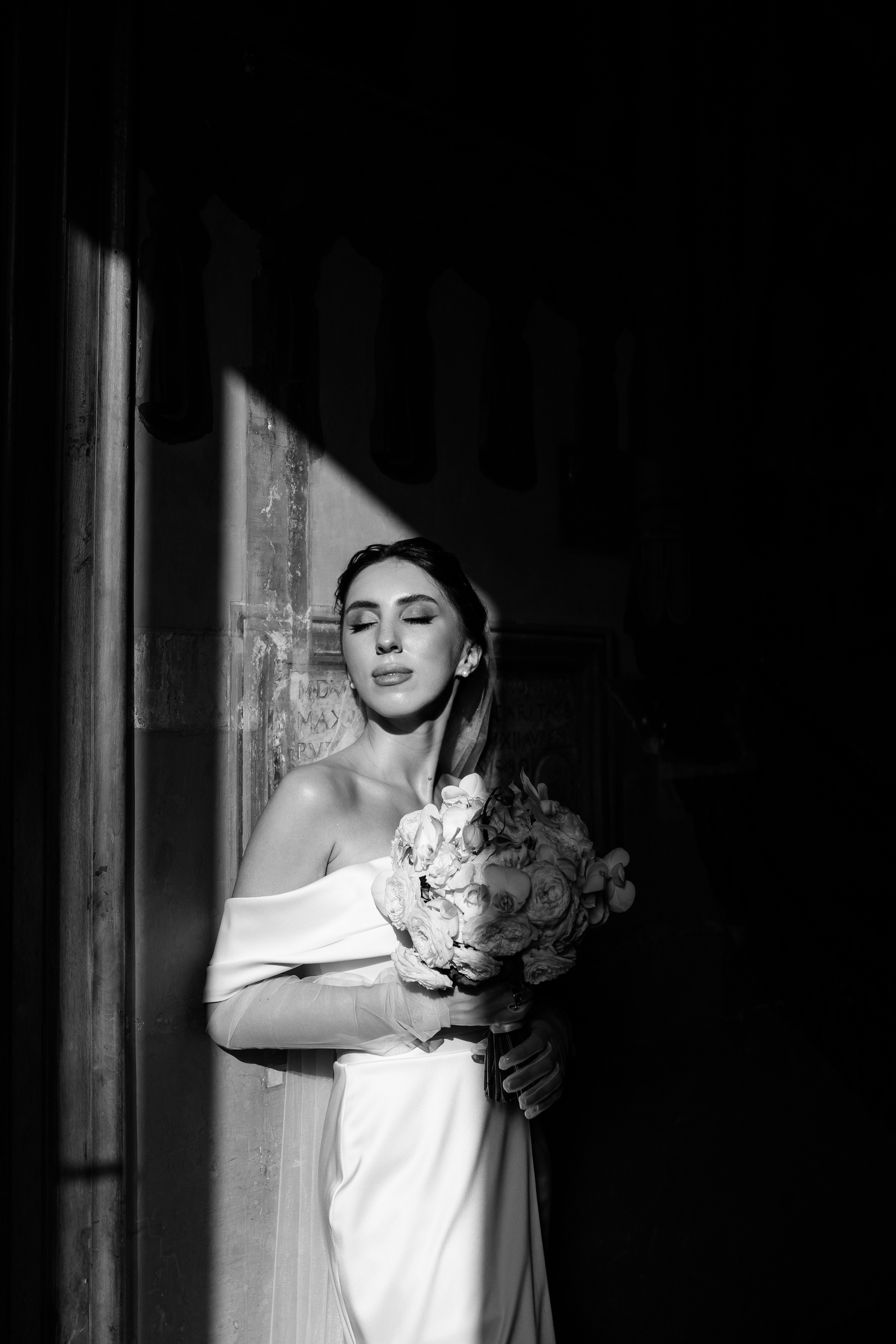 Wedding in Rome. Wedding Photographer Rome Tuscany Como Sicily Puglia Amalfy Italy- Oksana Savenchuk