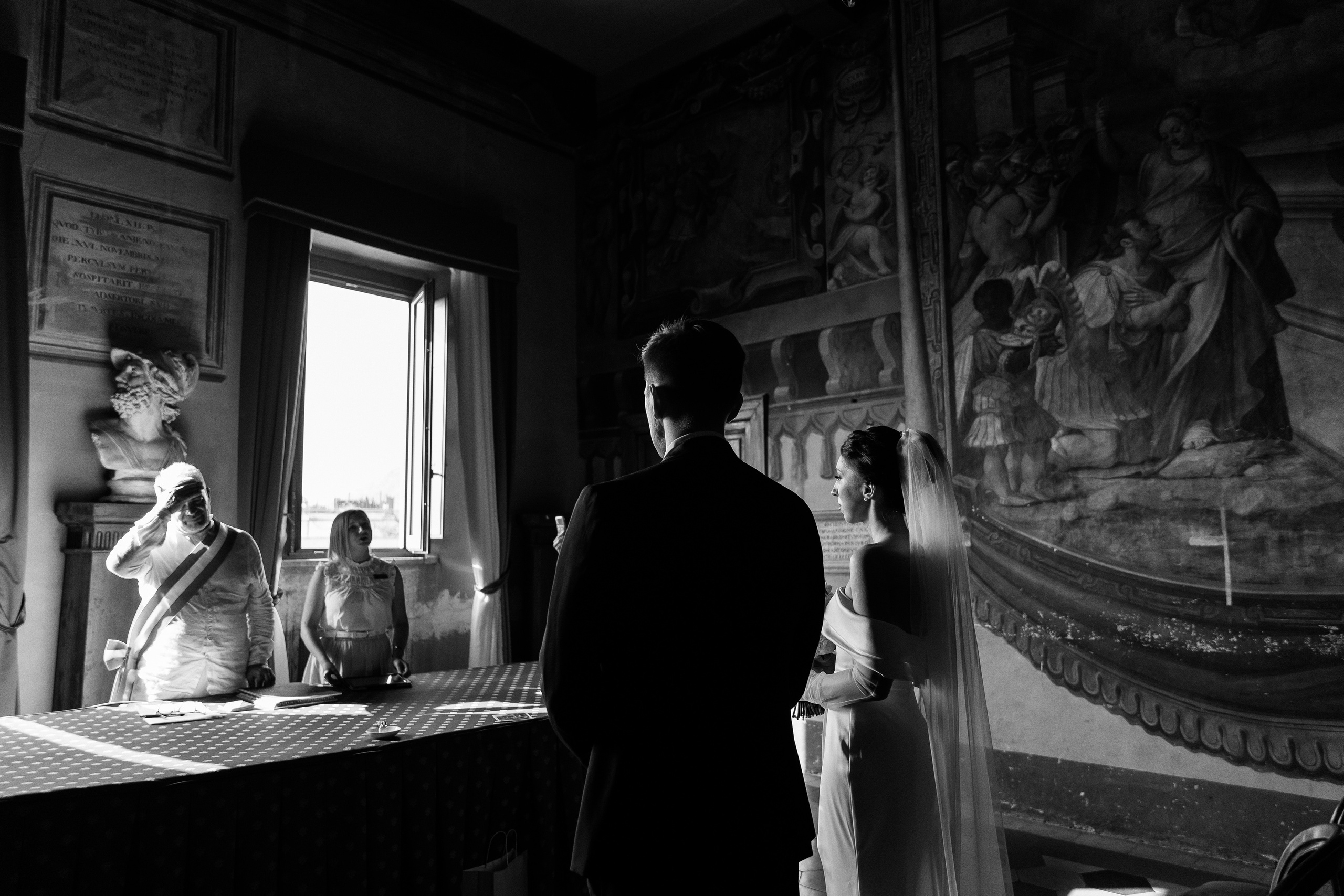 Wedding in Rome. Wedding Photographer Rome Tuscany Como Sicily Puglia Amalfy Italy- Oksana Savenchuk