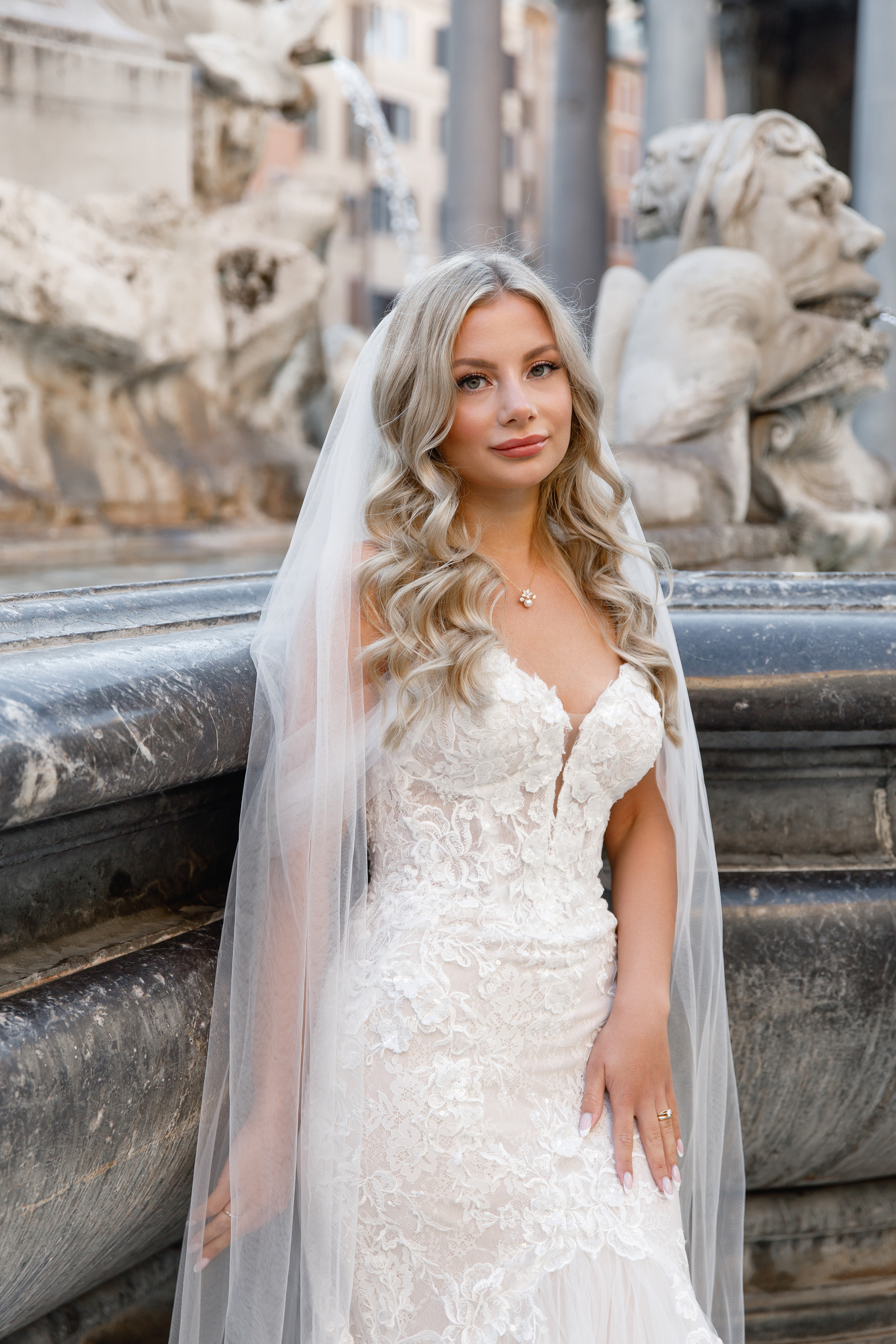 Wedding photographer in Rome. Wedding Photographer Rome Tuscany Como Sicily Puglia Amalfy Italy- Oksana Savenchuk