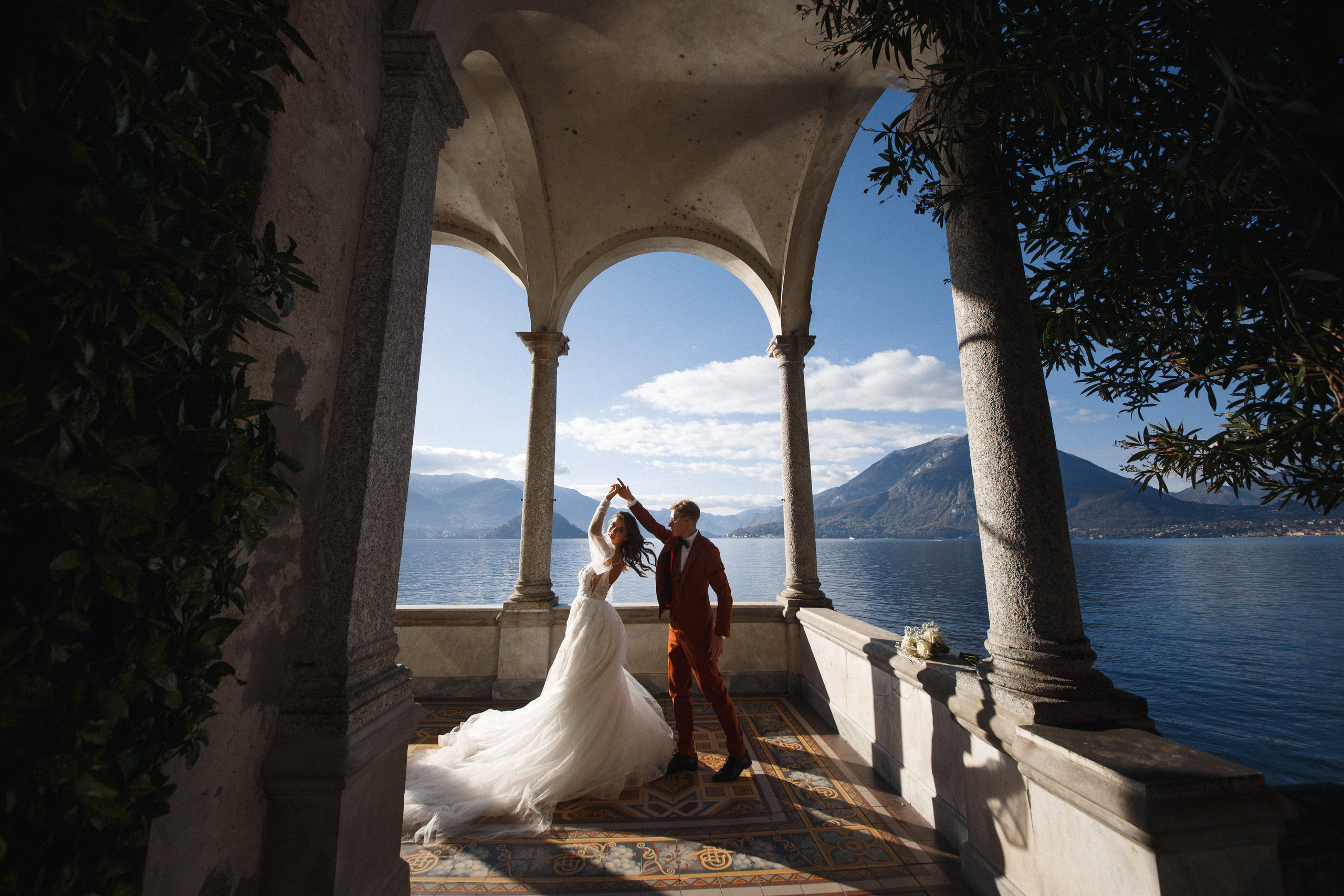 Wedding Como. Wedding Photographer Rome Tuscany Como Sicily Puglia Amalfy Italy- Oksana Savenchuk
