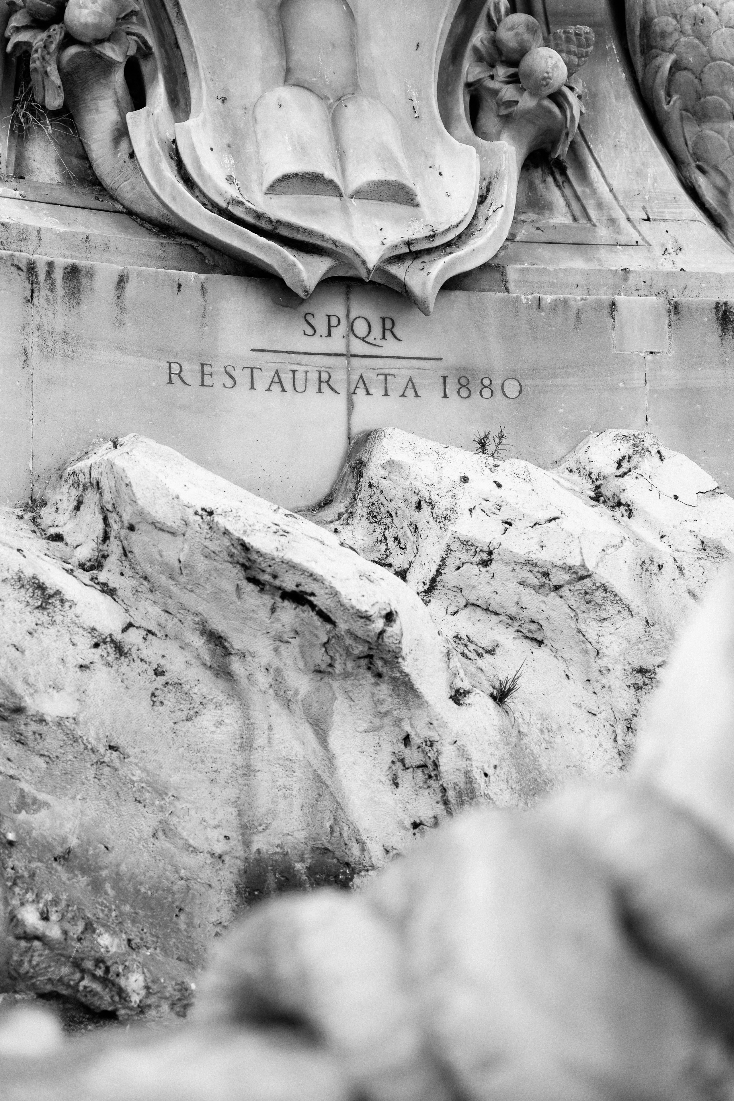 Wedding photographer in Rome. Wedding Photographer Rome Tuscany Como Sicily Puglia Amalfy Italy- Oksana Savenchuk