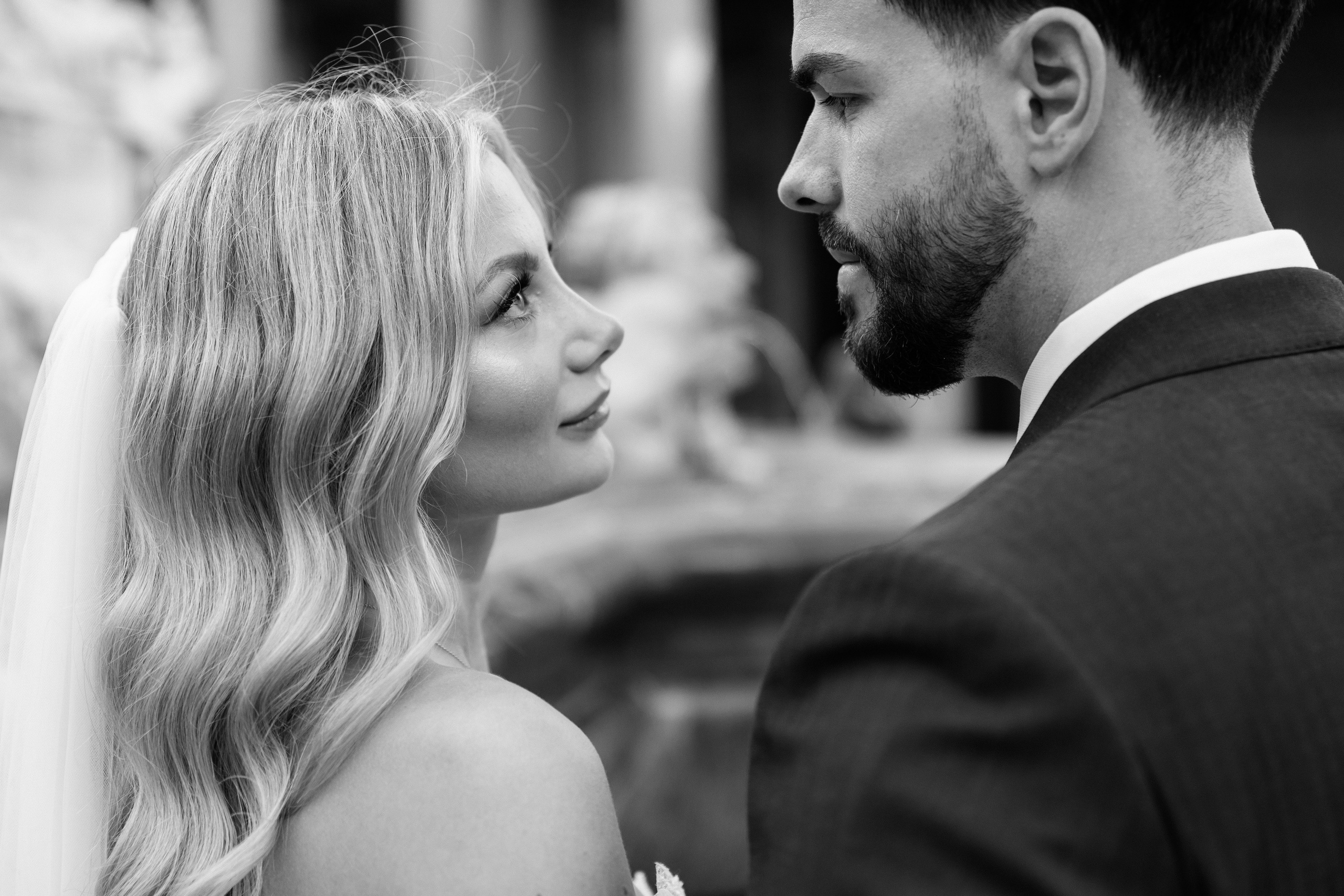 Wedding photographer in Rome. Wedding Photographer Rome Tuscany Como Sicily Puglia Amalfy Italy- Oksana Savenchuk