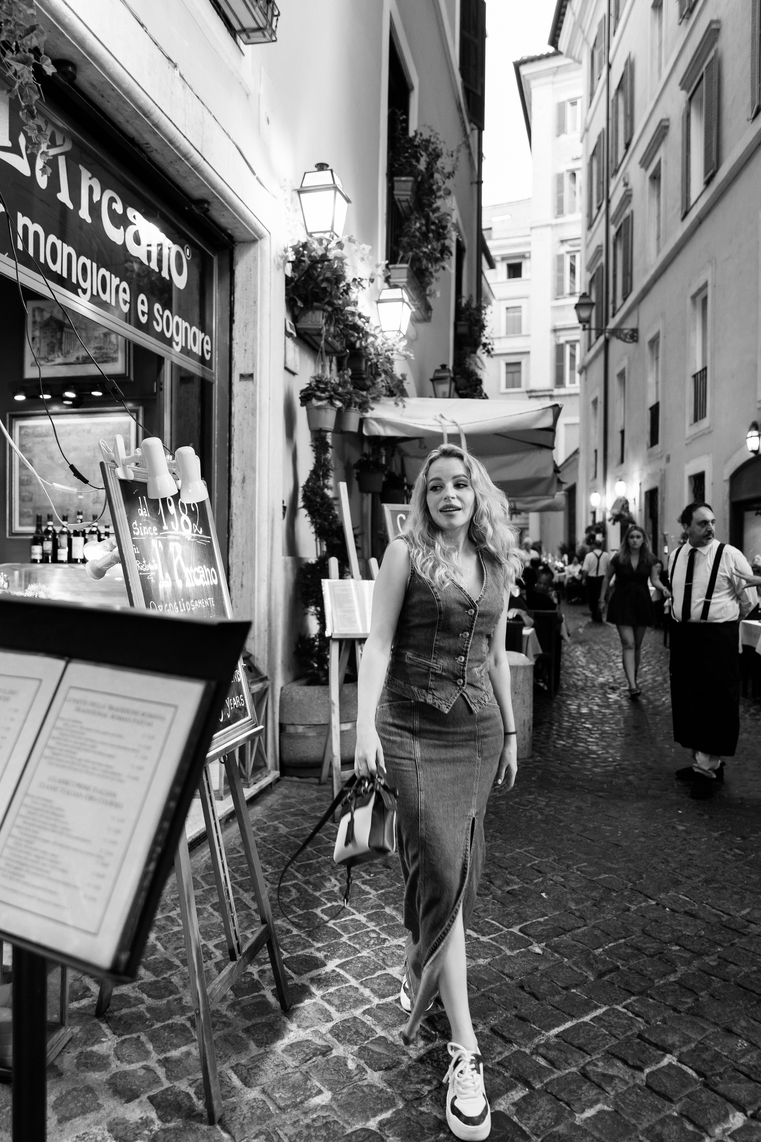 Wedding photographer Italy Rome, Tuscany, Lake Como, Sicily, Puglia. Wedding Photographer Rome Tuscany Como Sicily Puglia Amalfy Italy- Oksana Savenchuk