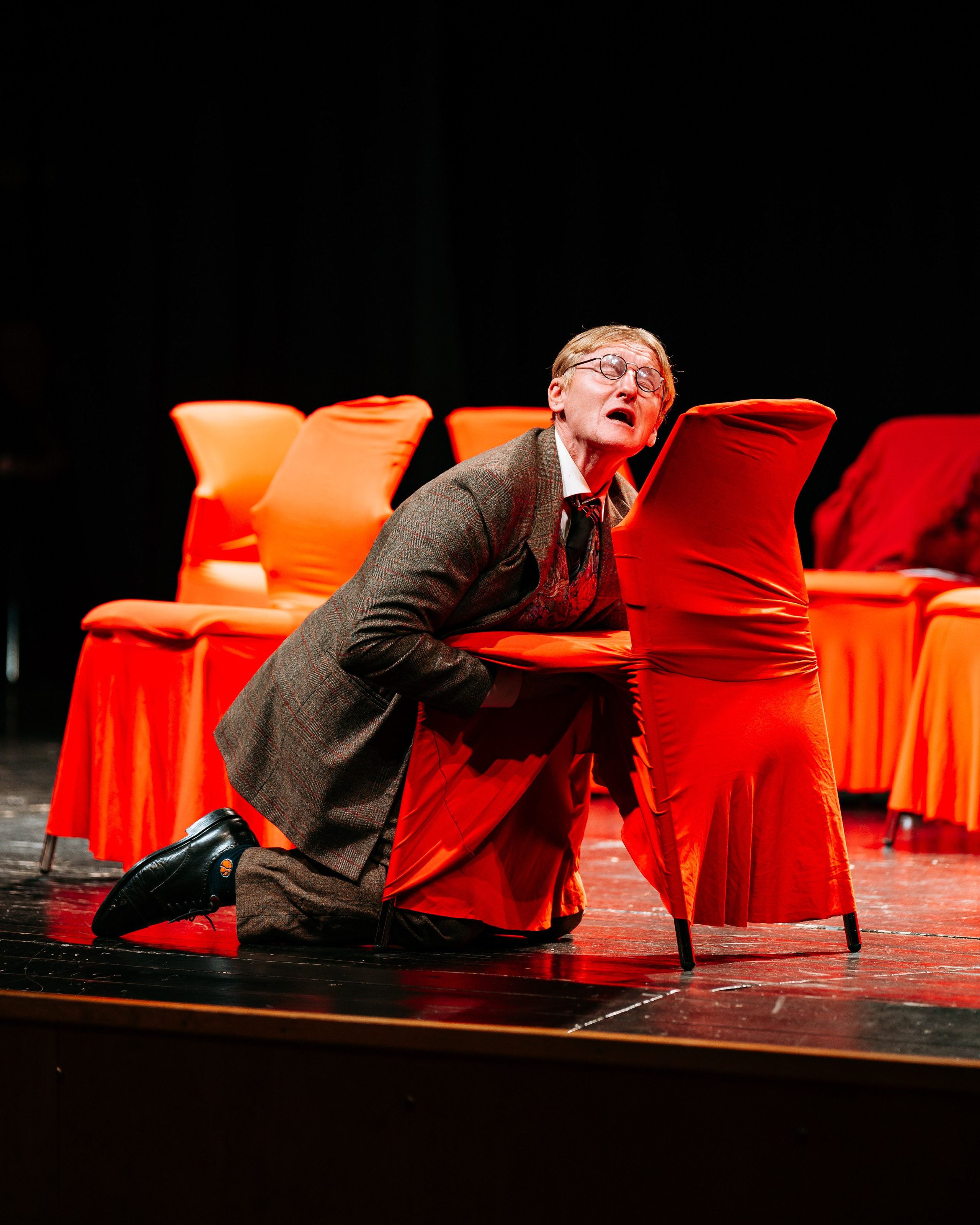 Garbo Teater „12 стульев“. Jelizaveta Gross - reportaaži- ja portreefotograaf Narvas