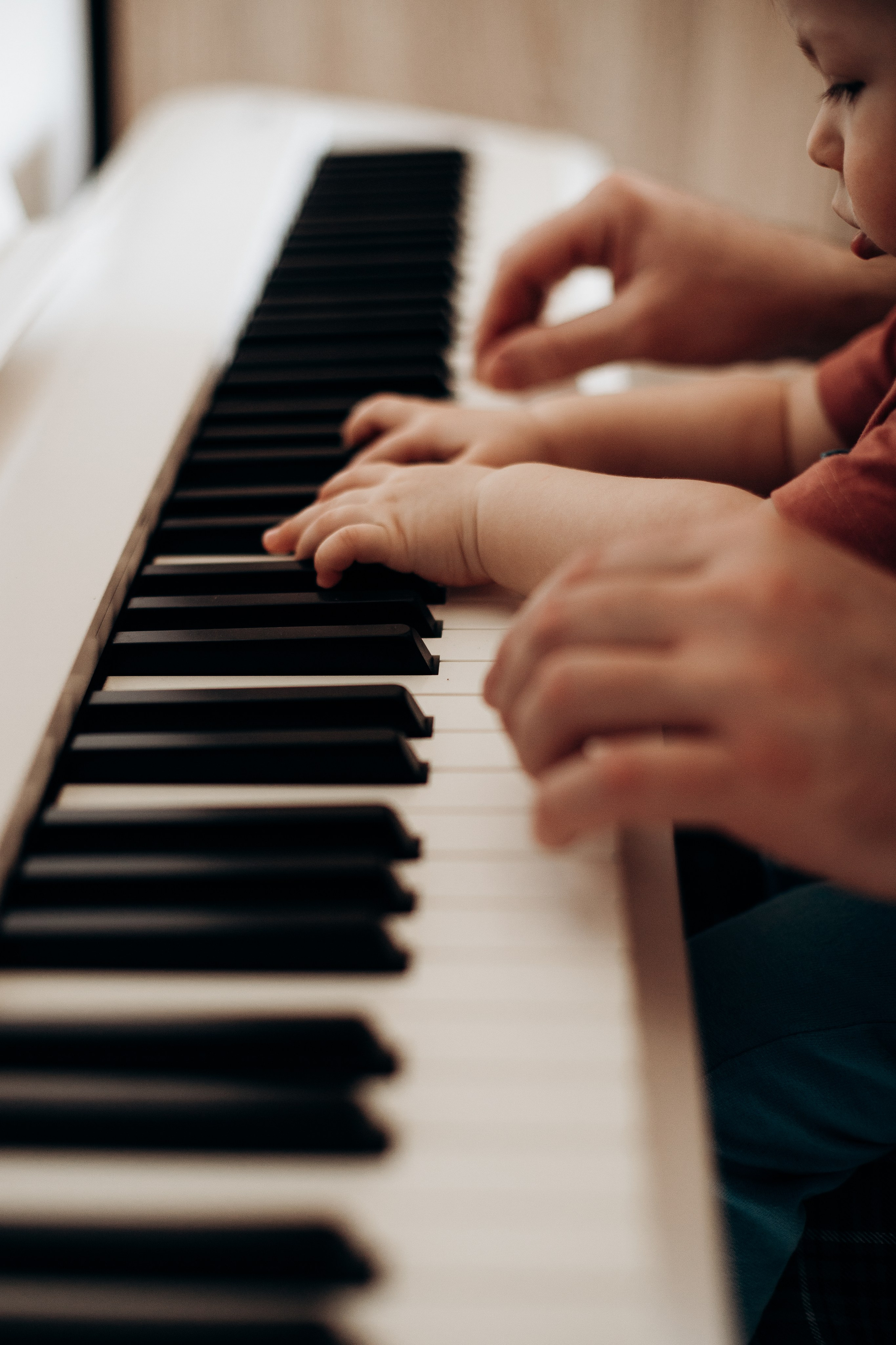 Андрей, Юля и Даня. Главная