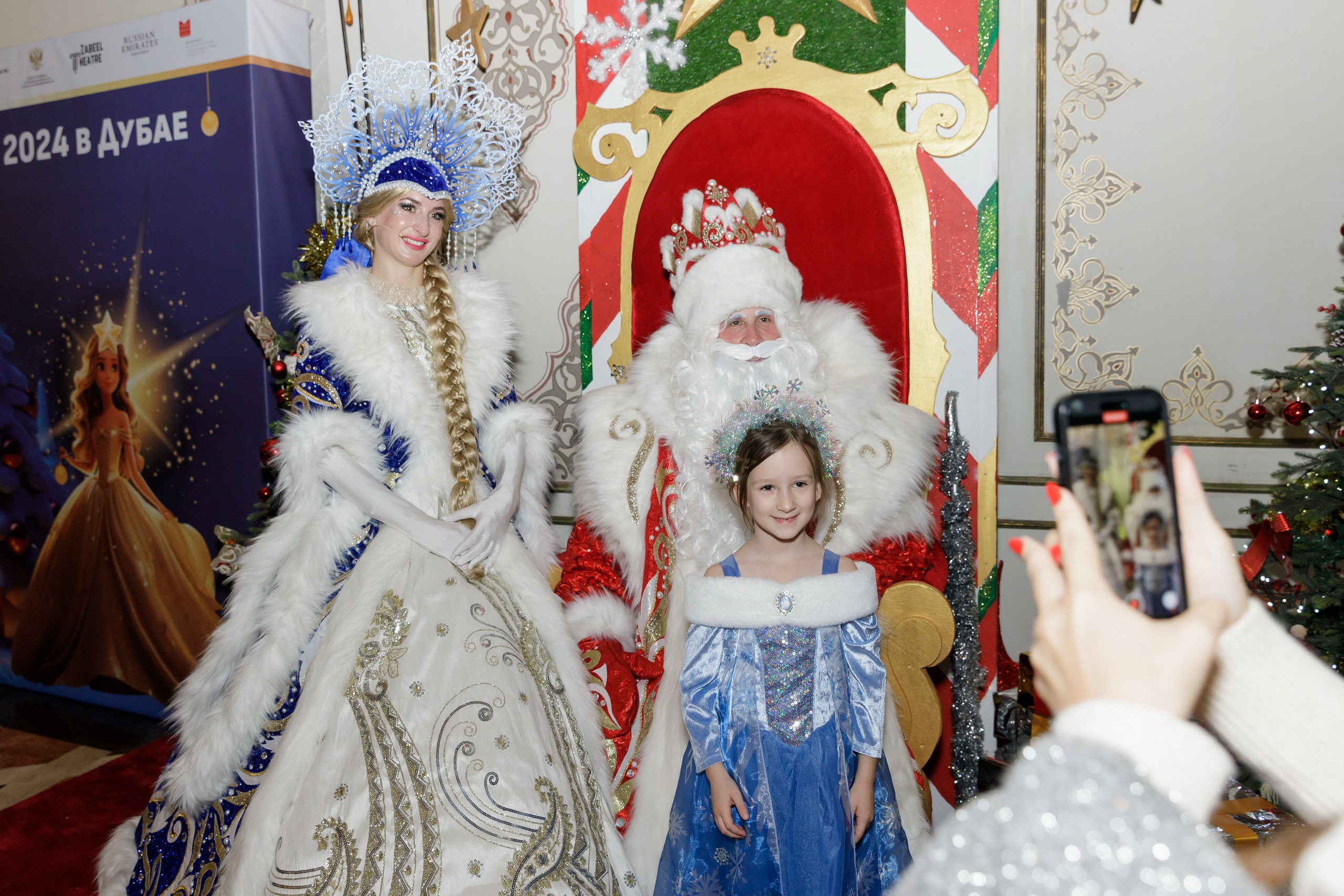 Новогодняя сказка для журнала Русские Эмираты, Дубай 2024. Фотограф Анна Кучерявая | Свадьбы и мероприятия в Дубае