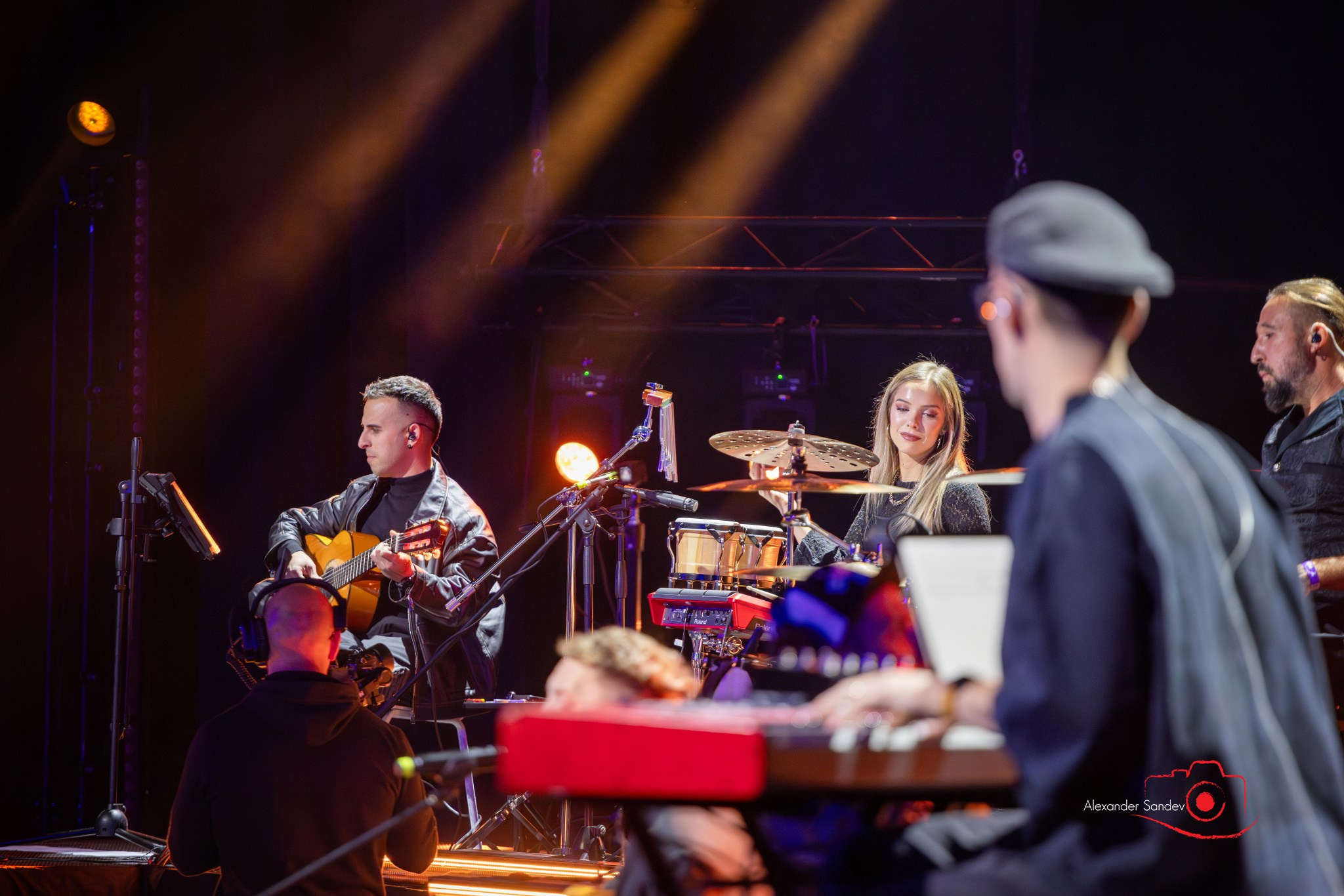 МОЛЕЦ на живо в НДК - 04-05.11.2025 г. Александър Сандев - website